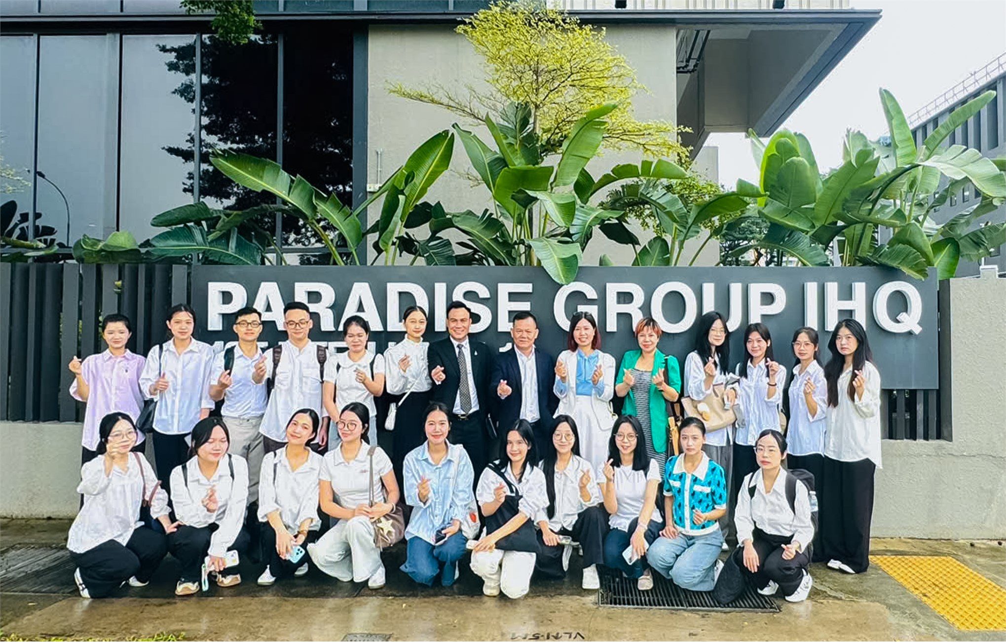 Sinh viên Trường Ngoại ngữ – Du lịch bắt đầu kỳ thực tập quốc tế tại Tập đoàn Paradise (Singapore)