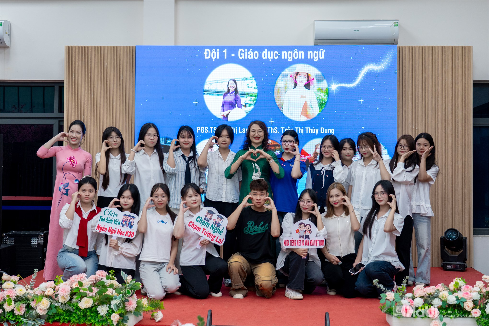 Khoa Tiếng Việt và Văn hoá Việt Nam tổ chức chương trình Chào tân sinh viên ngành Ngôn ngữ học K20 `Chạm nghề - Chạm tương lai`