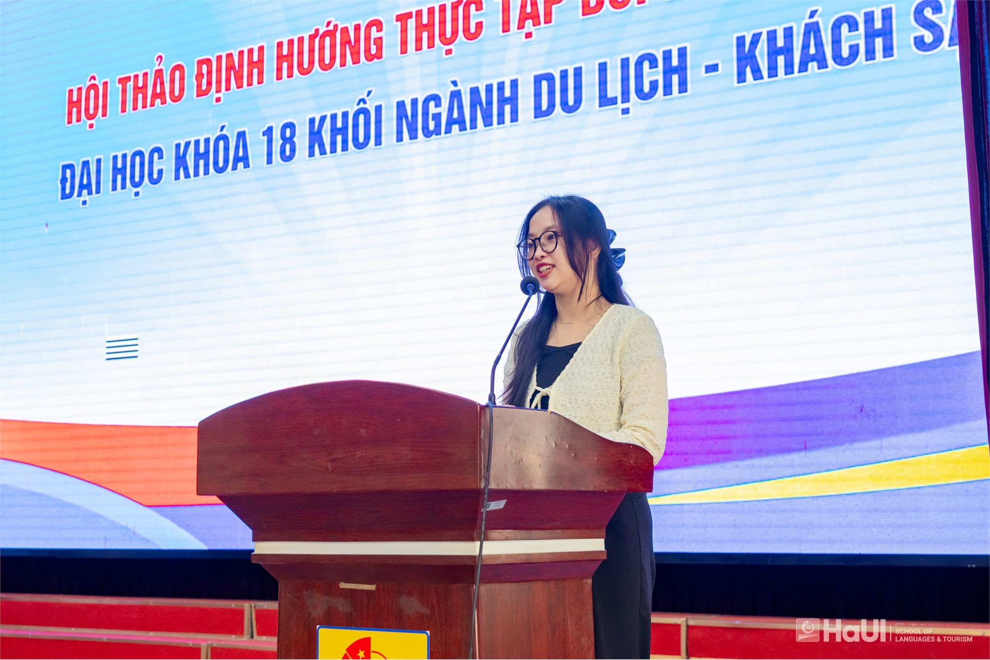 Hội thảo định hướng thực tập dành cho sinh viên đại học khoá 18 khối ngành Du lịch - Khách sạn