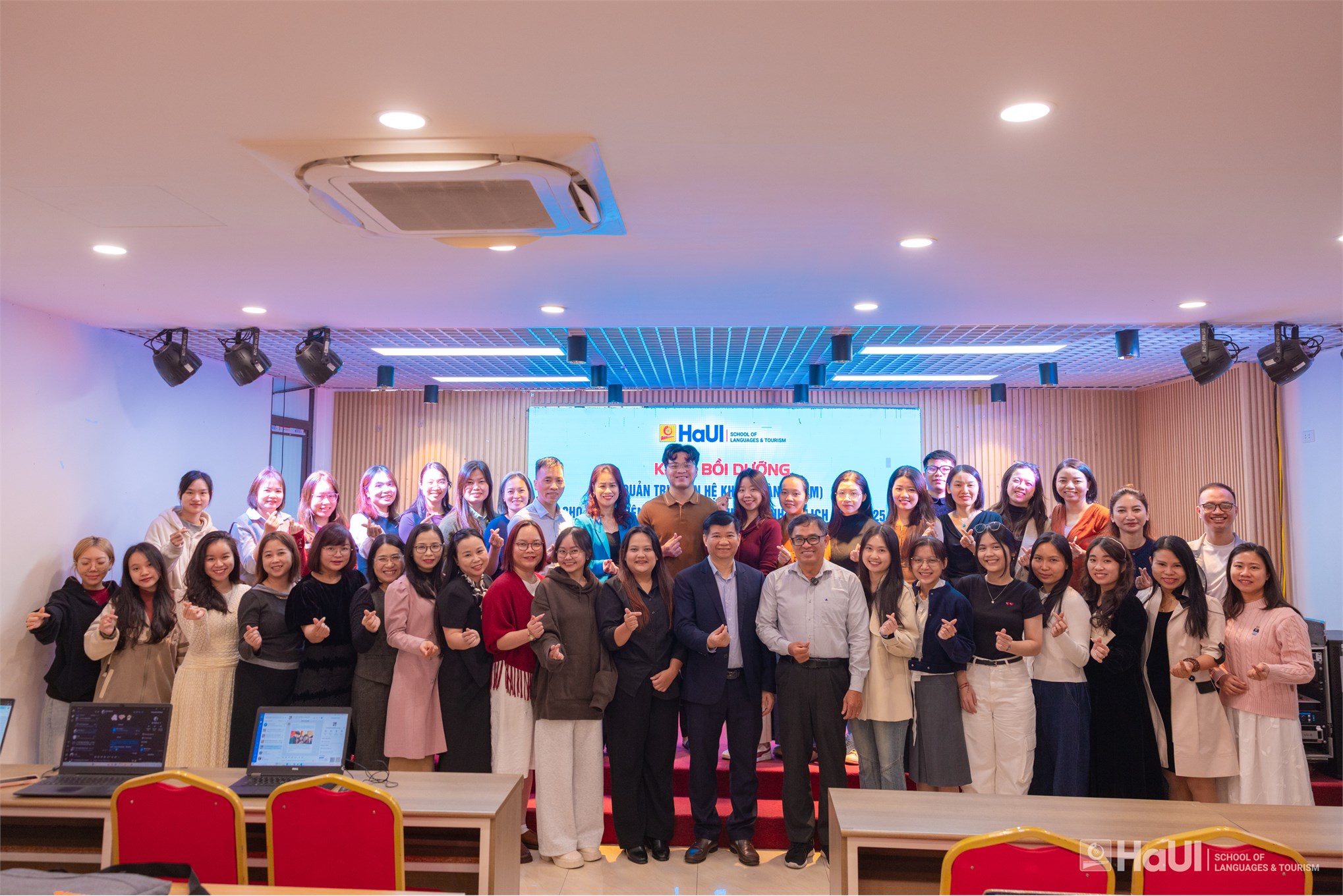 Bồi dưỡng năng lực quản trị quan hệ khách hàng (CRM) – Nâng cao sức cạnh tranh cho ngành Du lịch trong kỷ nguyên số