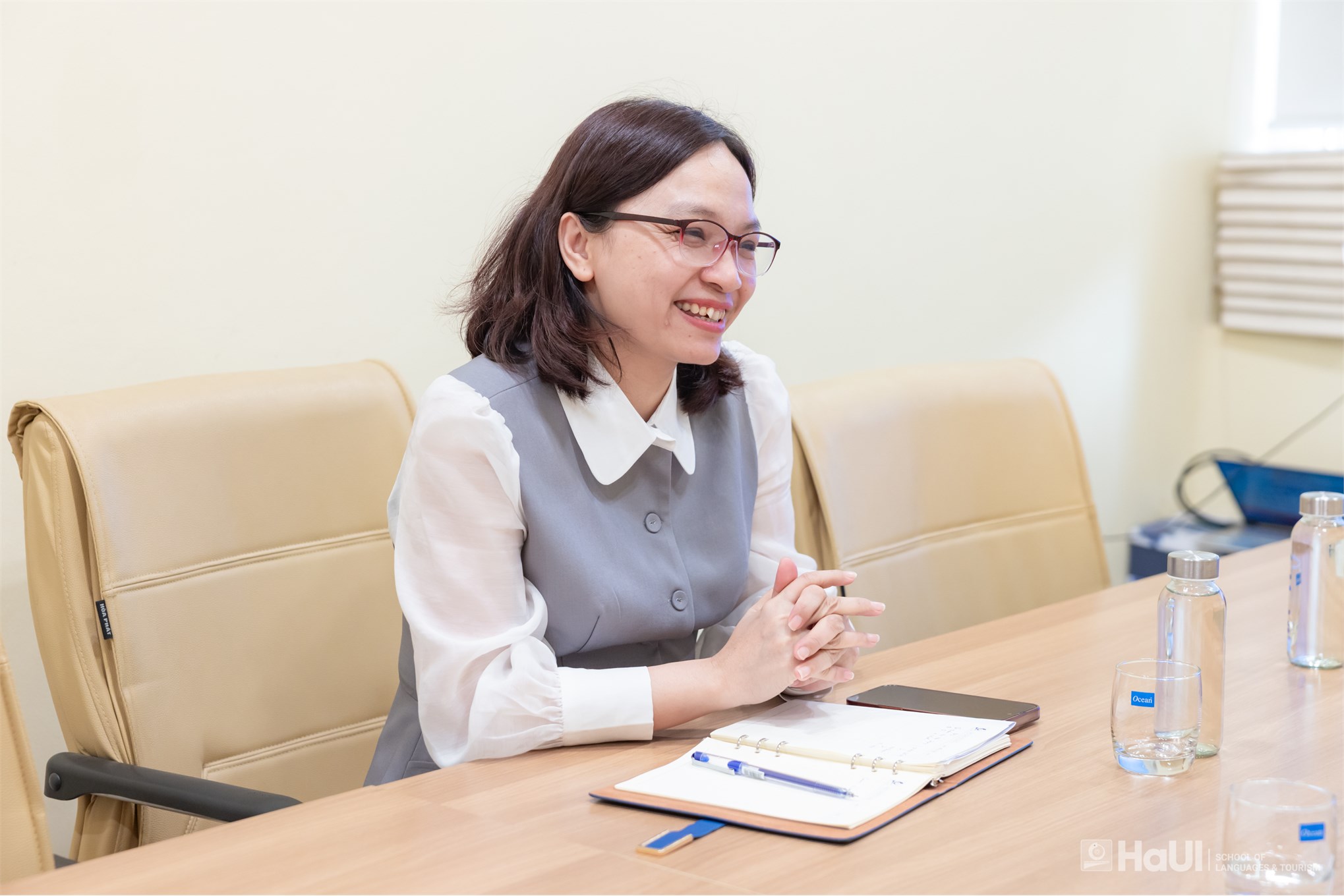 Trường Ngoại ngữ – Du lịch tiếp đón Trường Đại học Lyon 2 (Pháp) trao đổi hợp tác nghiên cứu ngôn ngữ học quốc tế