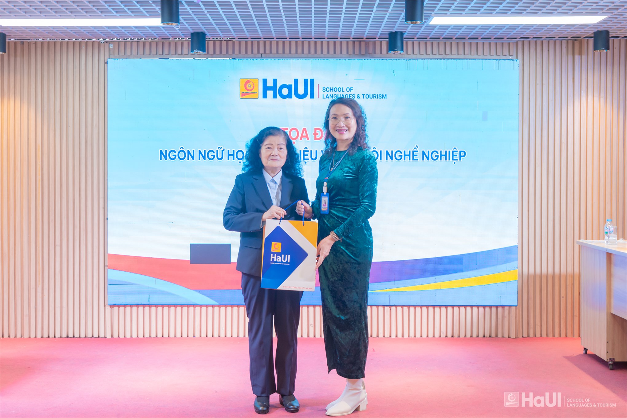 Ngôn ngữ học khối liệu và cơ hội việc làm