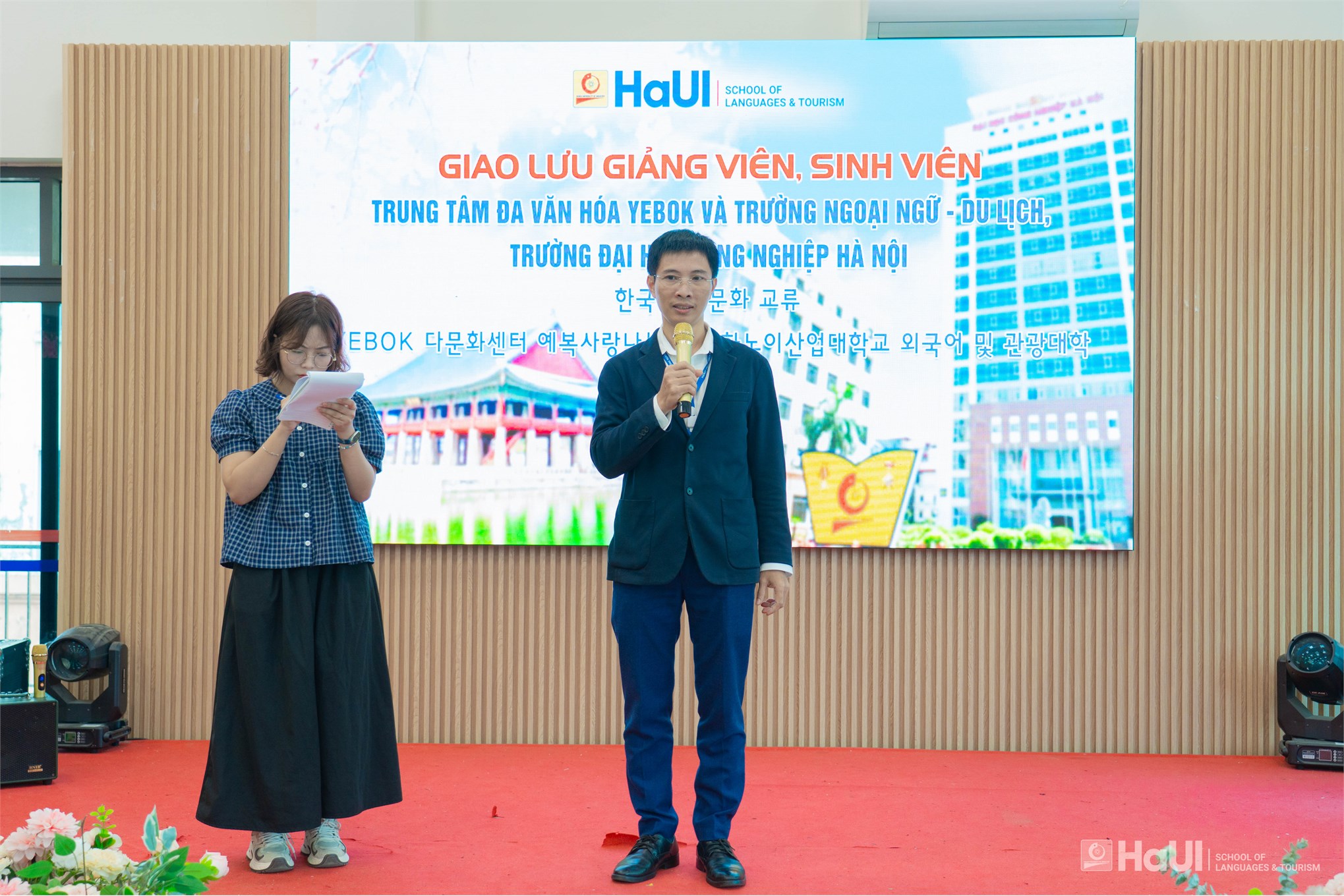 Giao lưu với Trung tâm Đa văn hoá Yebok, Hàn Quốc và trải nghiệm làm cơm cuộn truyền thống