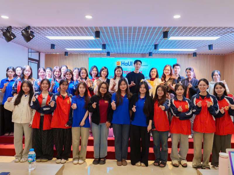 Buổi toạ đàm "Tầm quan trọng của văn hoá doanh nghiệp với sự phát triển của doanh nghiệp và cách xây dựng văn hoá doanh nghiệp trong thực tế doanh nghiệp"