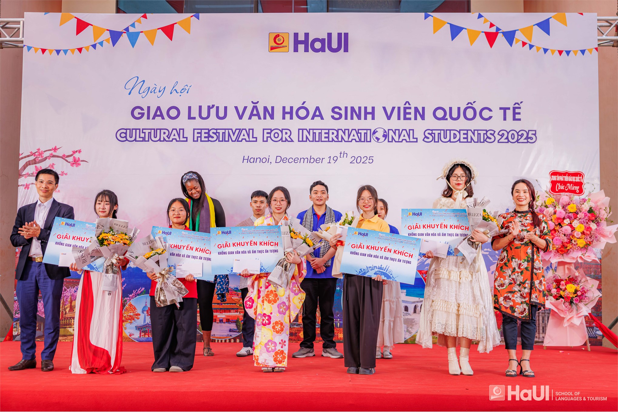 Ngày hội Giao lưu Văn hoá Sinh viên Quốc tế