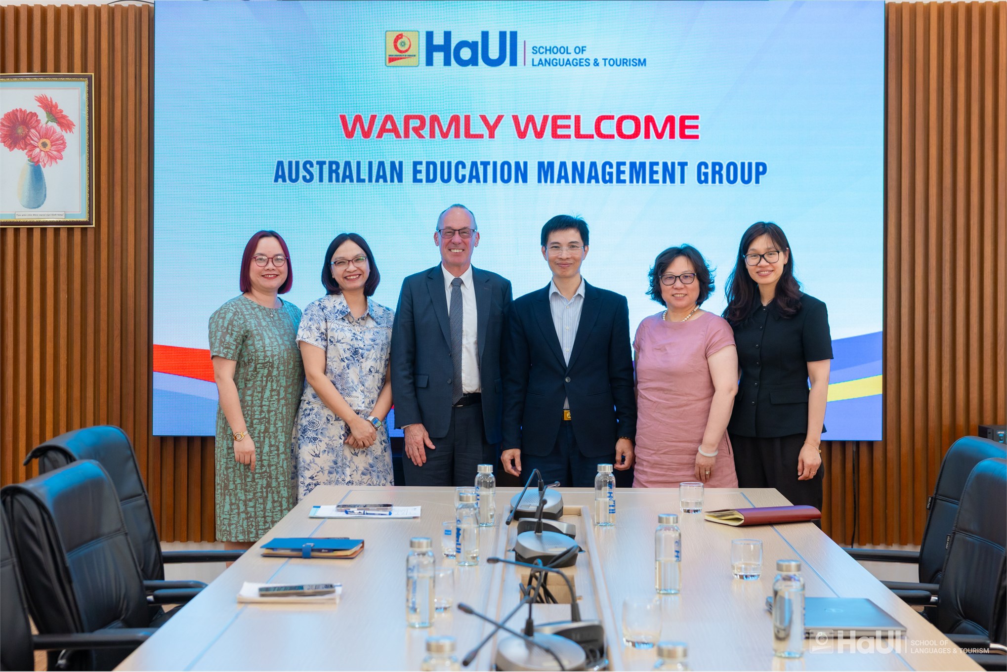 Trường Ngoại ngữ – Du lịch tiếp đón đoàn Australian Education Management Group (AEMG)