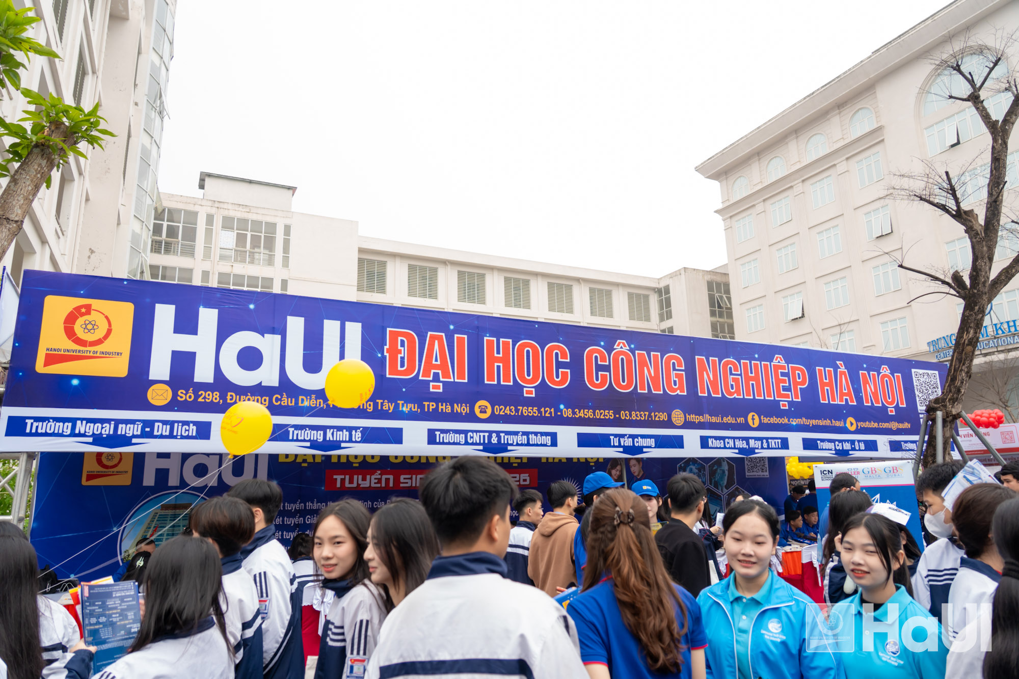 Trường Ngoại ngữ – Du lịch đồng hành cùng học sinh Nghệ An, Thanh Hóa trên hành trình định hướng tương lai