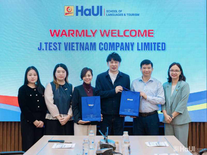 Trường Ngoại ngữ – Du lịch, Đại học Công nghiệp Hà Nội làm việc với J.TEST Việt Nam về đẩy mạnh truyền thông kỳ thi tiếng Nhật J.TEST