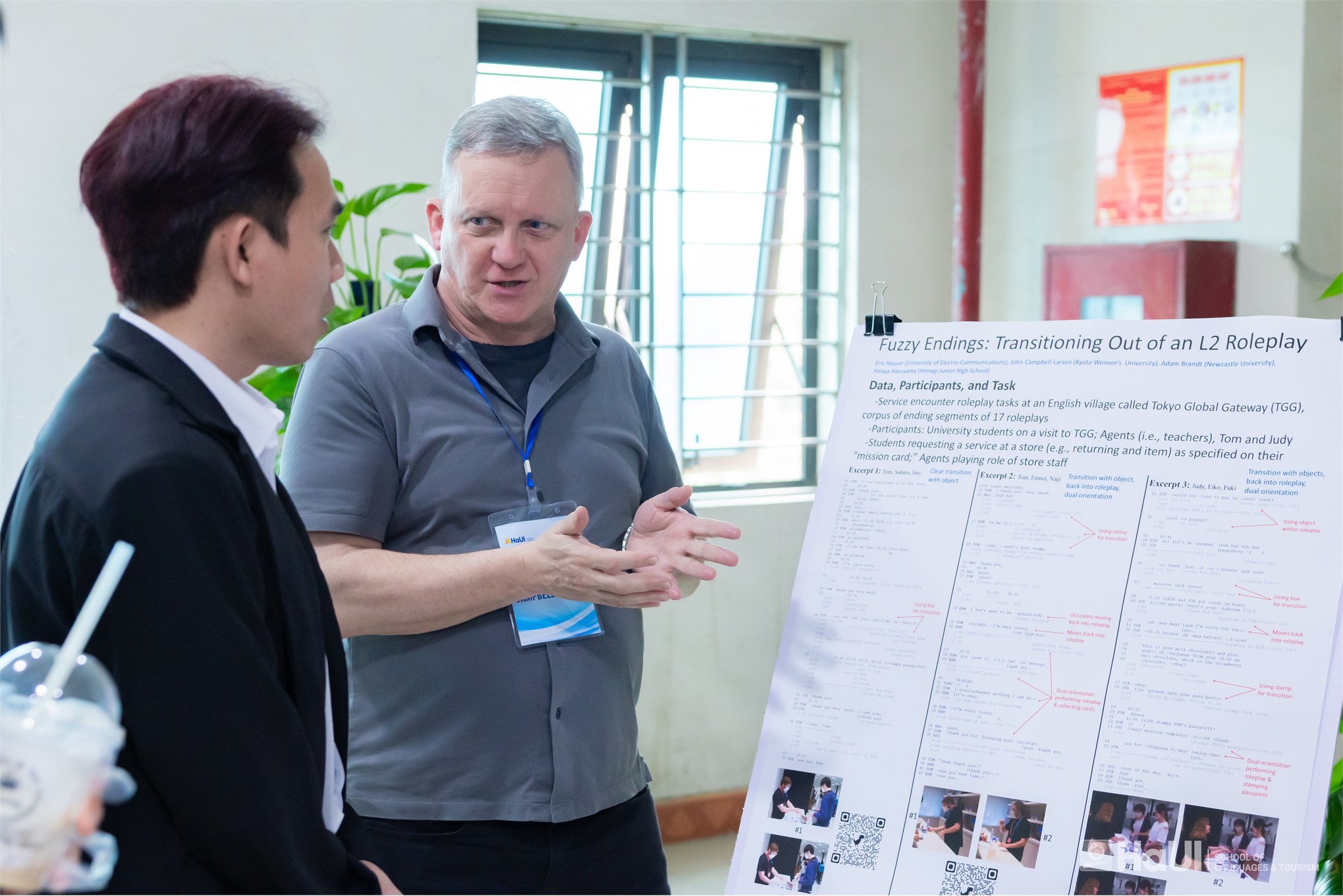 Học giả quốc tế chia sẻ nghiên cứu về Phân tích diễn ngôn trong tương tác ngôn ngữ