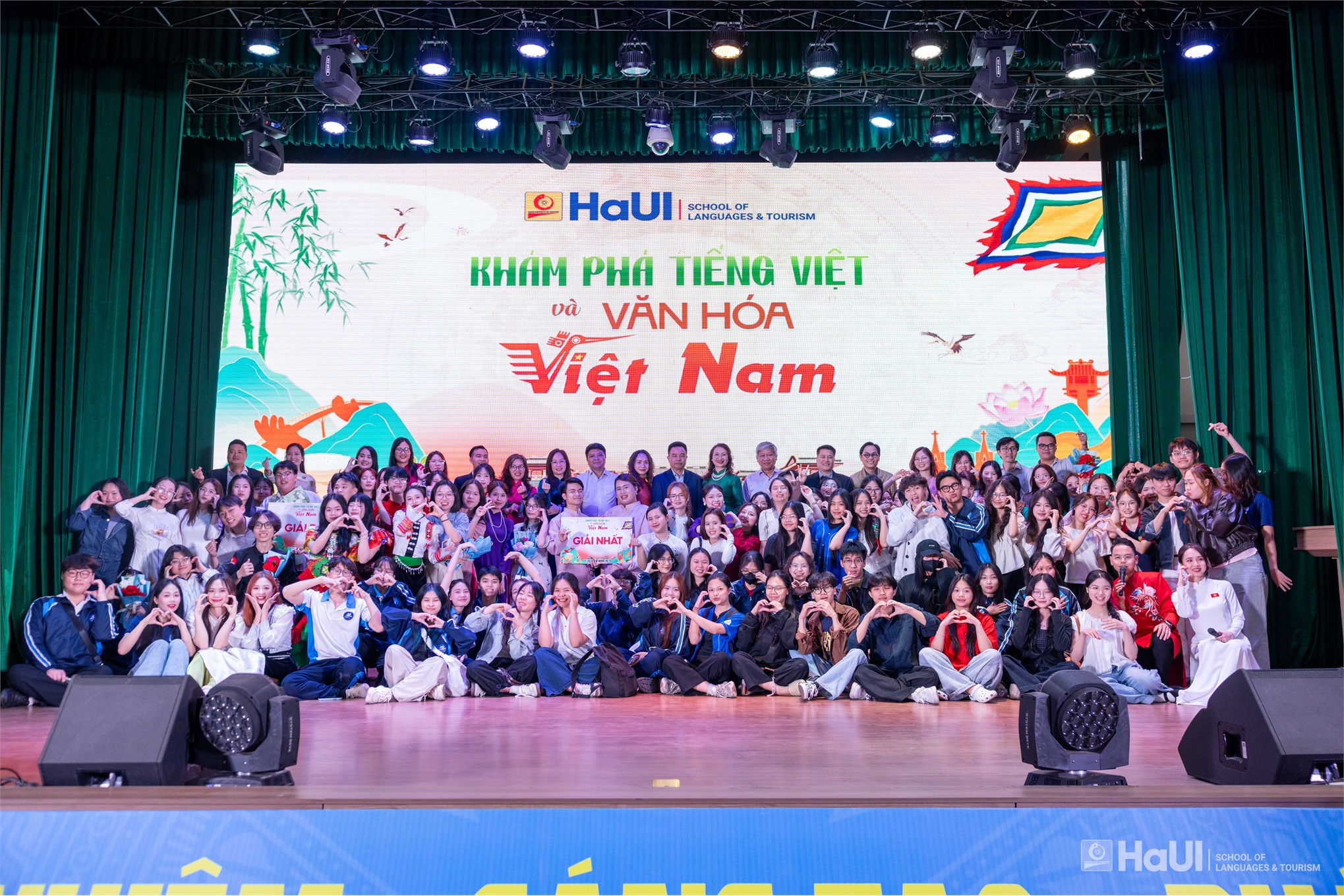 Sôi nổi và ấn tượng Cuộc thi “Khám phá Tiếng Việt và Văn hoá Việt Nam” năm 2026