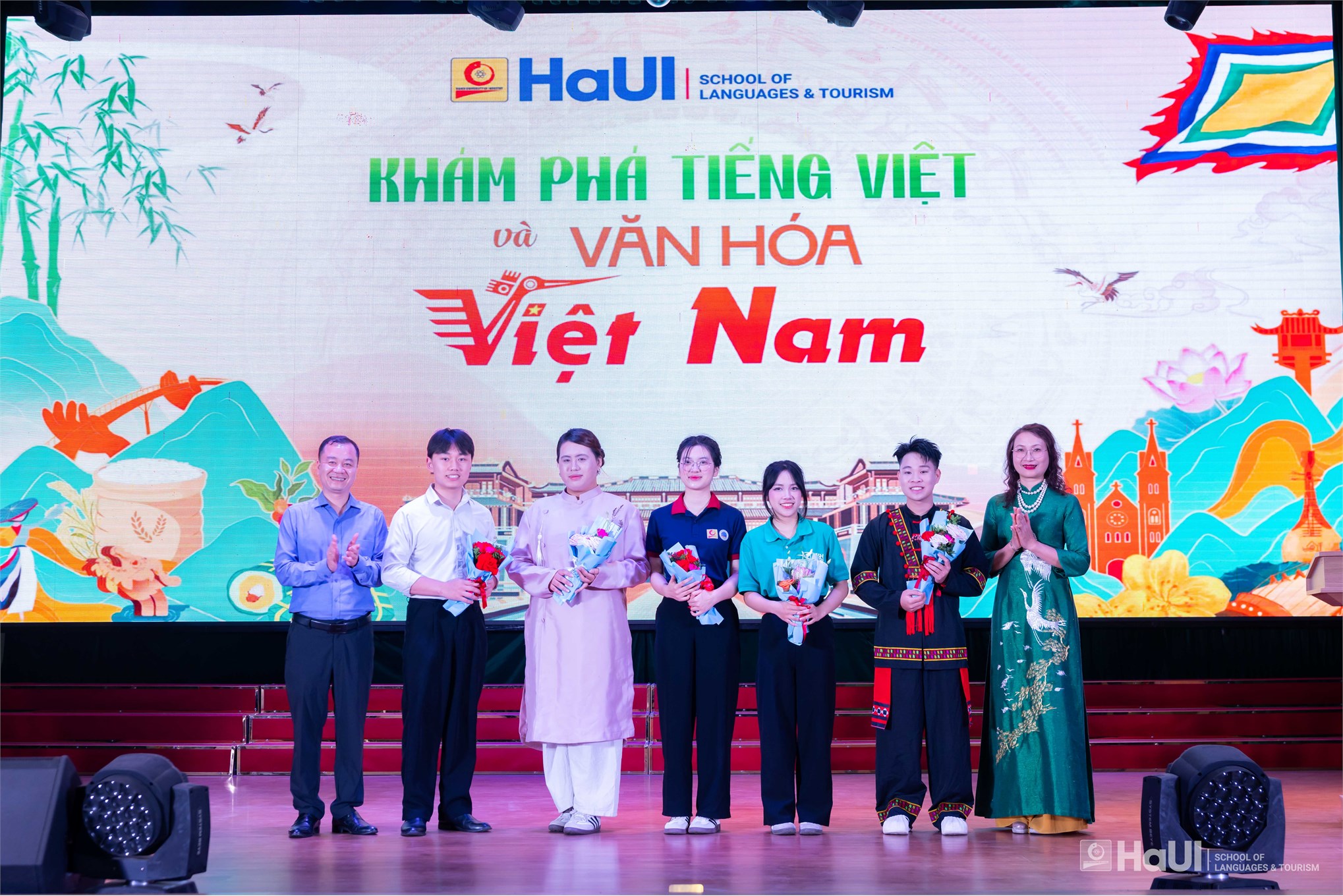 Sôi nổi và ấn tượng Cuộc thi “Khám phá Tiếng Việt và Văn hoá Việt Nam” năm 2026