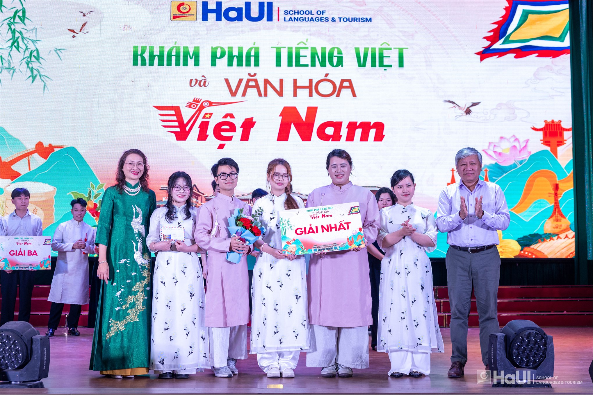 Sôi nổi và ấn tượng Cuộc thi “Khám phá Tiếng Việt và Văn hoá Việt Nam” năm 2026