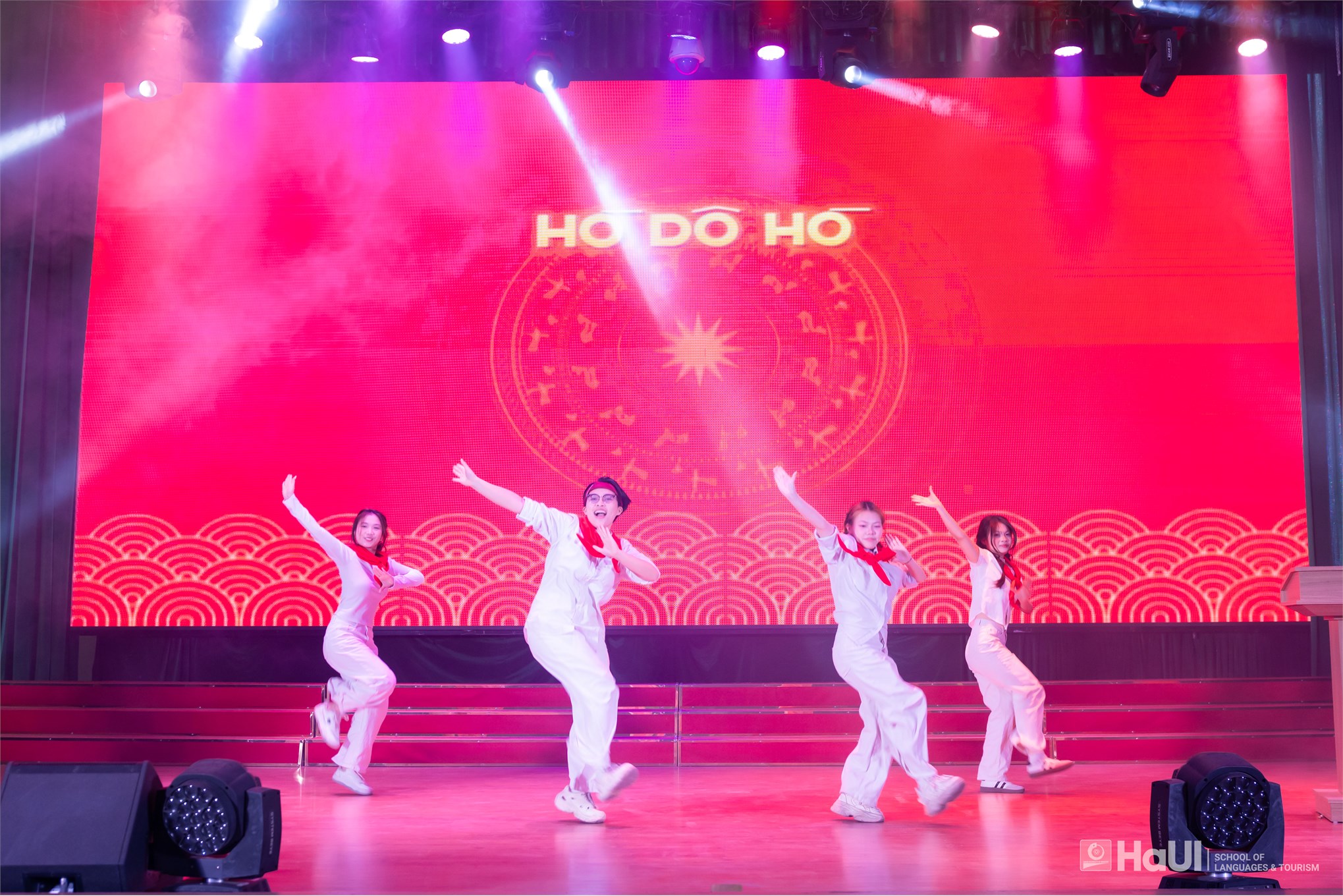 Sôi nổi và ấn tượng Cuộc thi “Khám phá Tiếng Việt và Văn hoá Việt Nam” năm 2026