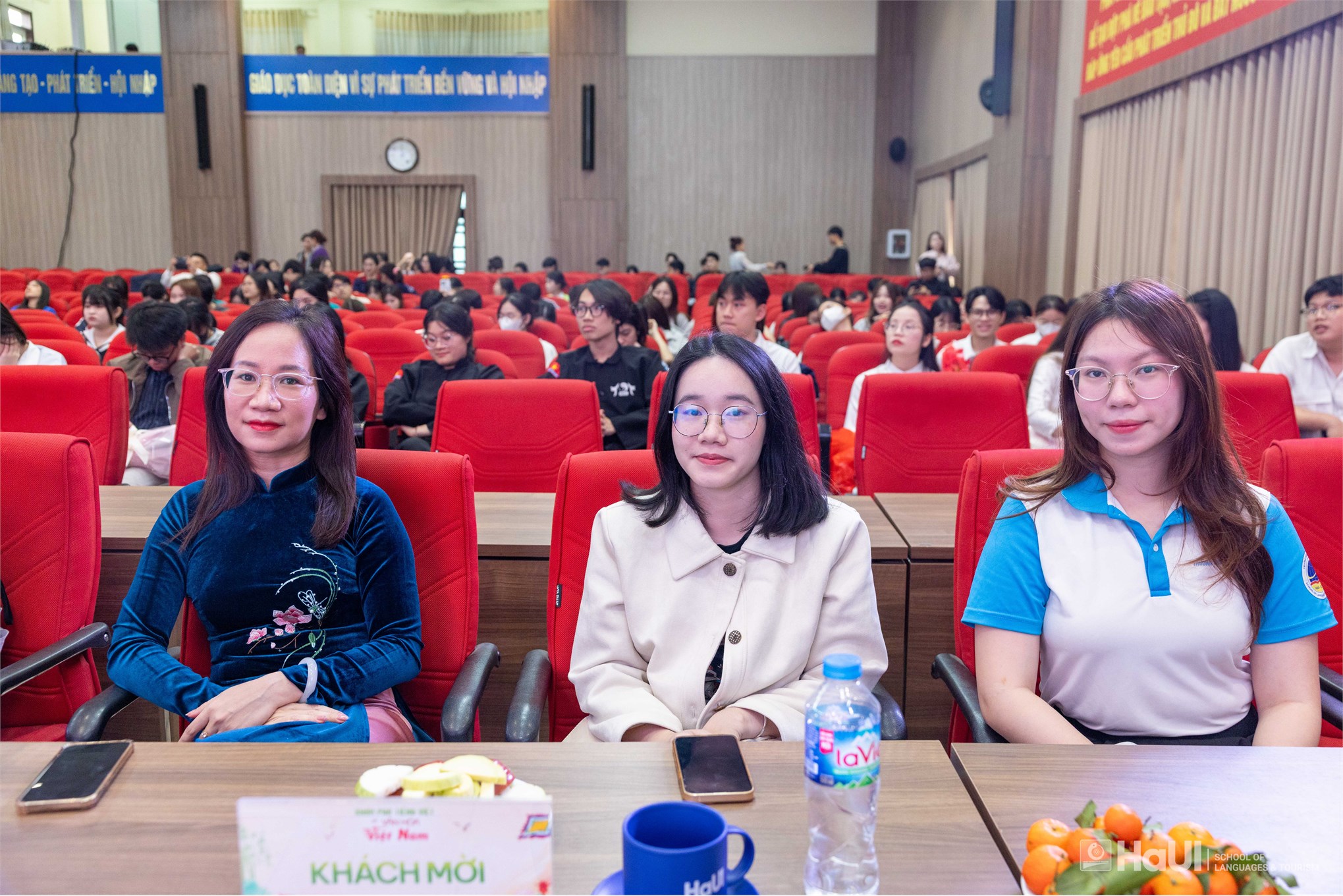 Sôi nổi và ấn tượng Cuộc thi “Khám phá Tiếng Việt và Văn hoá Việt Nam” năm 2026