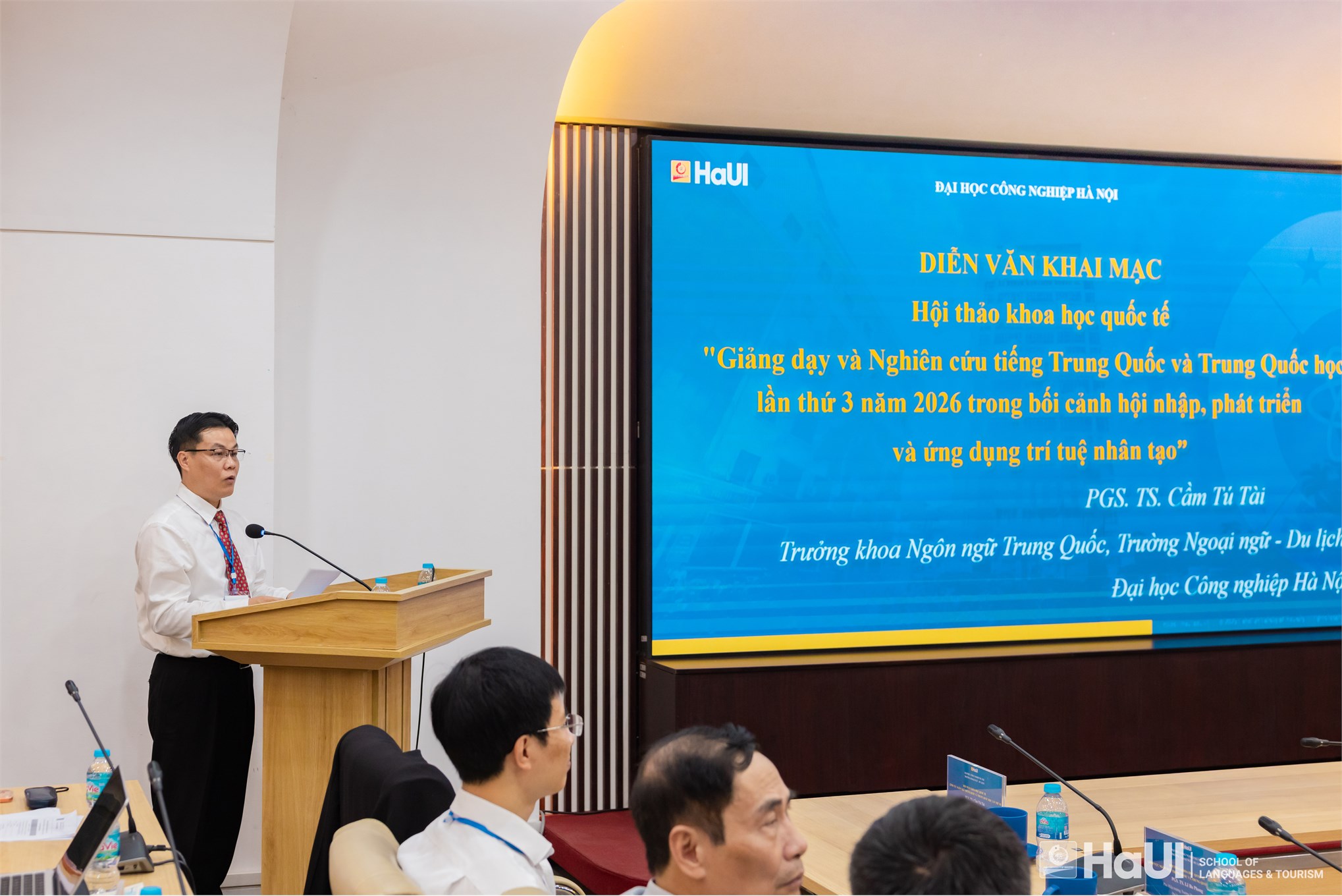 Hội thảo quốc tế lĩnh vực Ngôn ngữ Trung Quốc và Trung Quốc học: Khai phóng tri thức trong thời đại AI