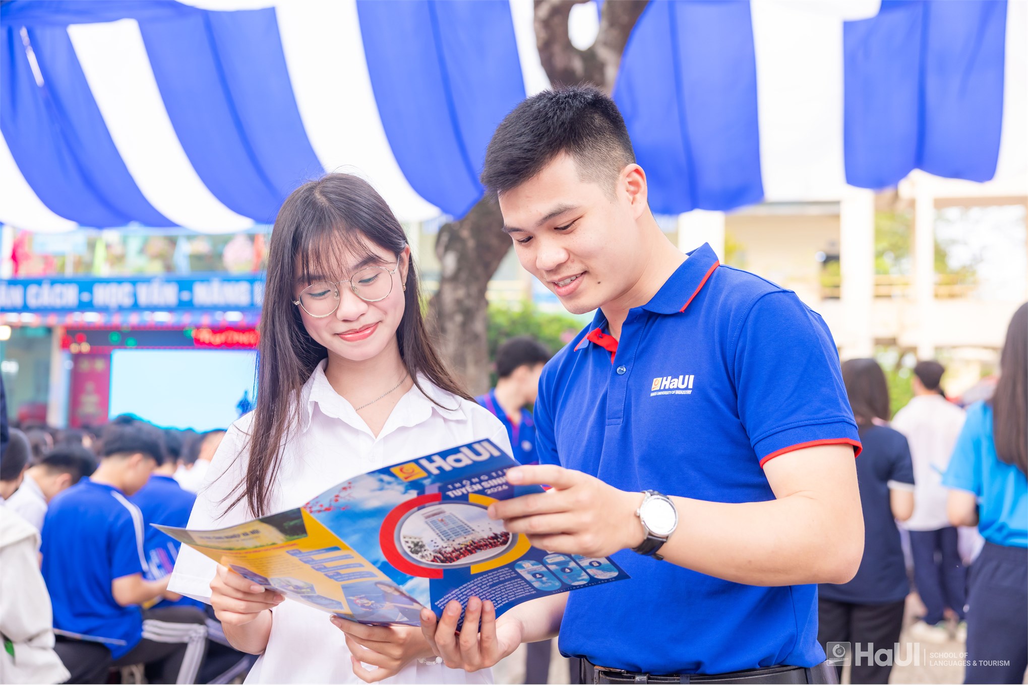 Trường Ngoại ngữ – Du lịch đồng hành cùng học sinh THPT Đại Mỗ trên hành trình định hướng tương lai