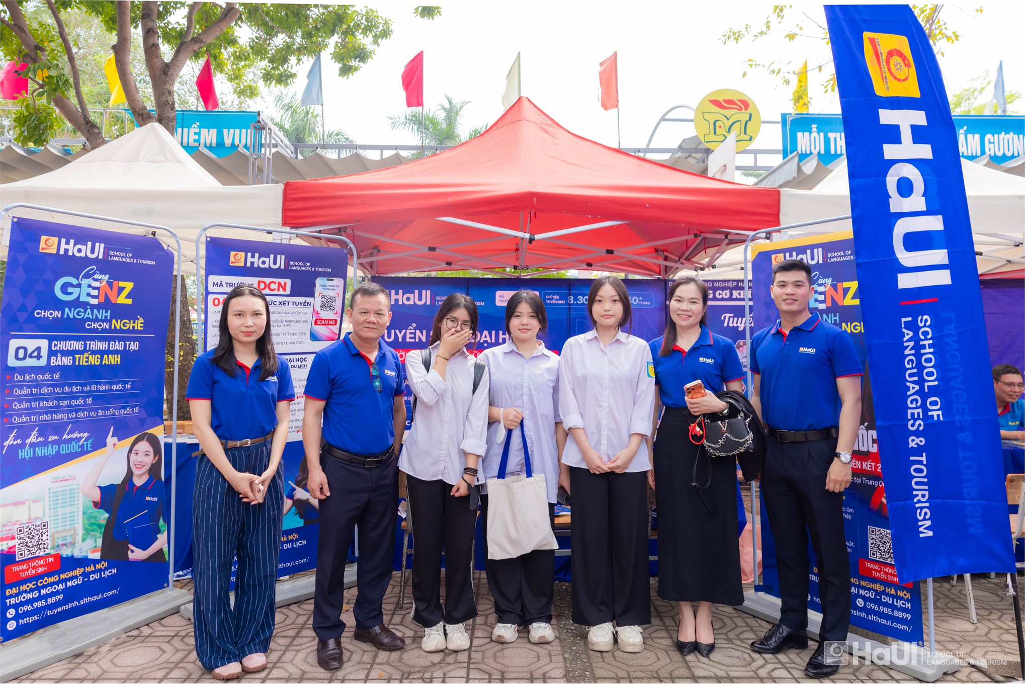 Trường Ngoại ngữ – Du lịch đồng hành cùng học sinh THPT Đại Mỗ trên hành trình định hướng tương lai