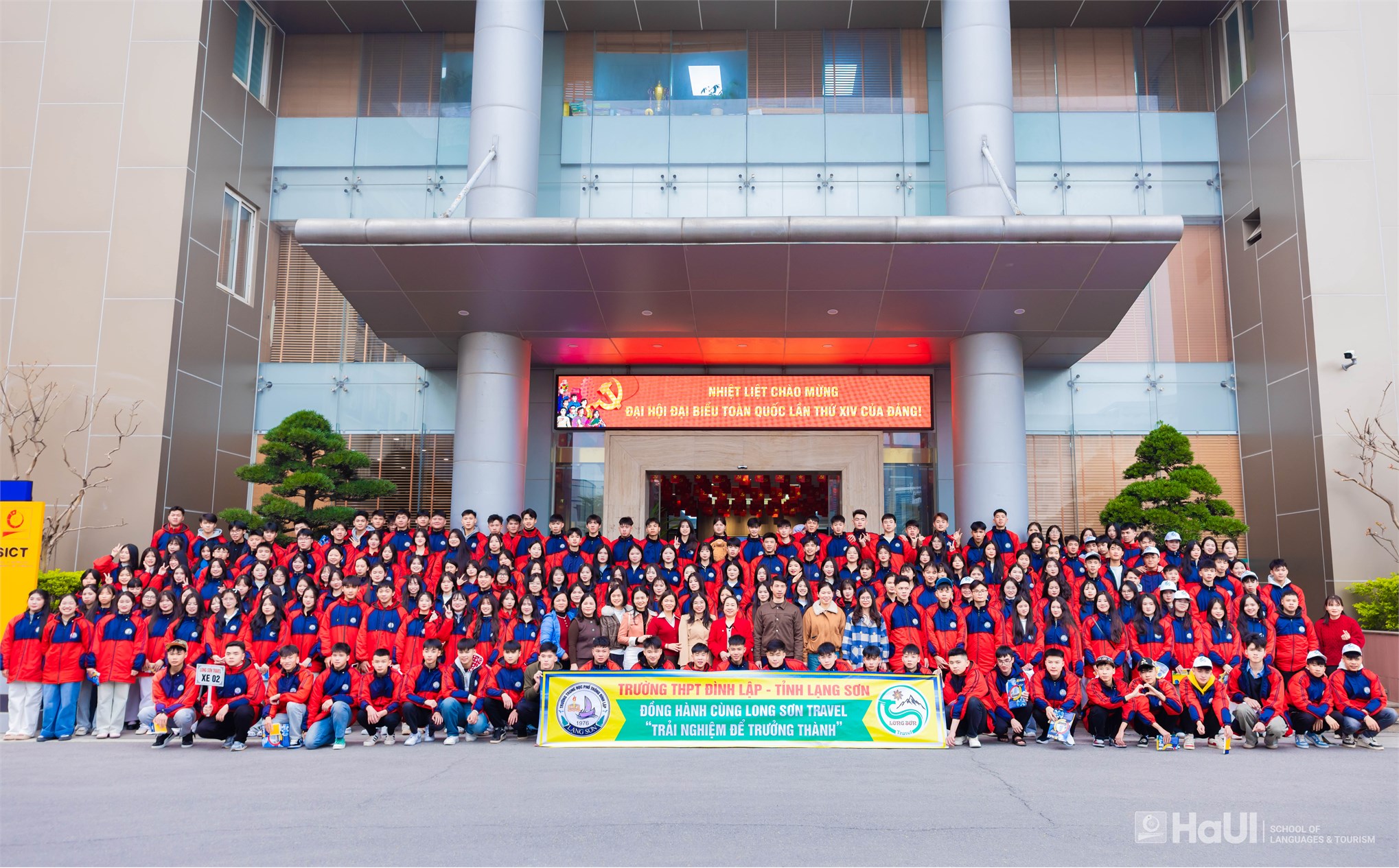 Trường Ngoại ngữ - Du lịch đón đoàn học sinh Trường THPT Đình Lập (Lạng Sơn) tham quan, trải nghiệm môi trường học tập