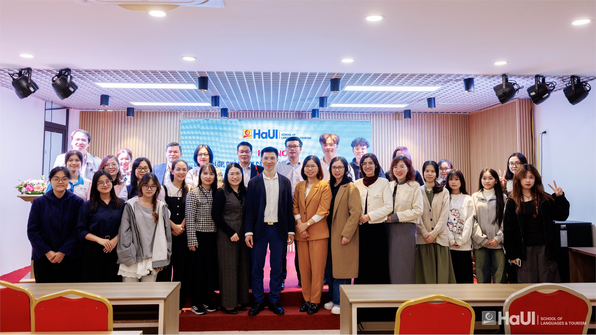 Trường Ngoại ngữ – Du lịch tổ chức Hội nghị Cán bộ lớp, Ban Chủ nhiệm Câu lạc bộ năm 2026