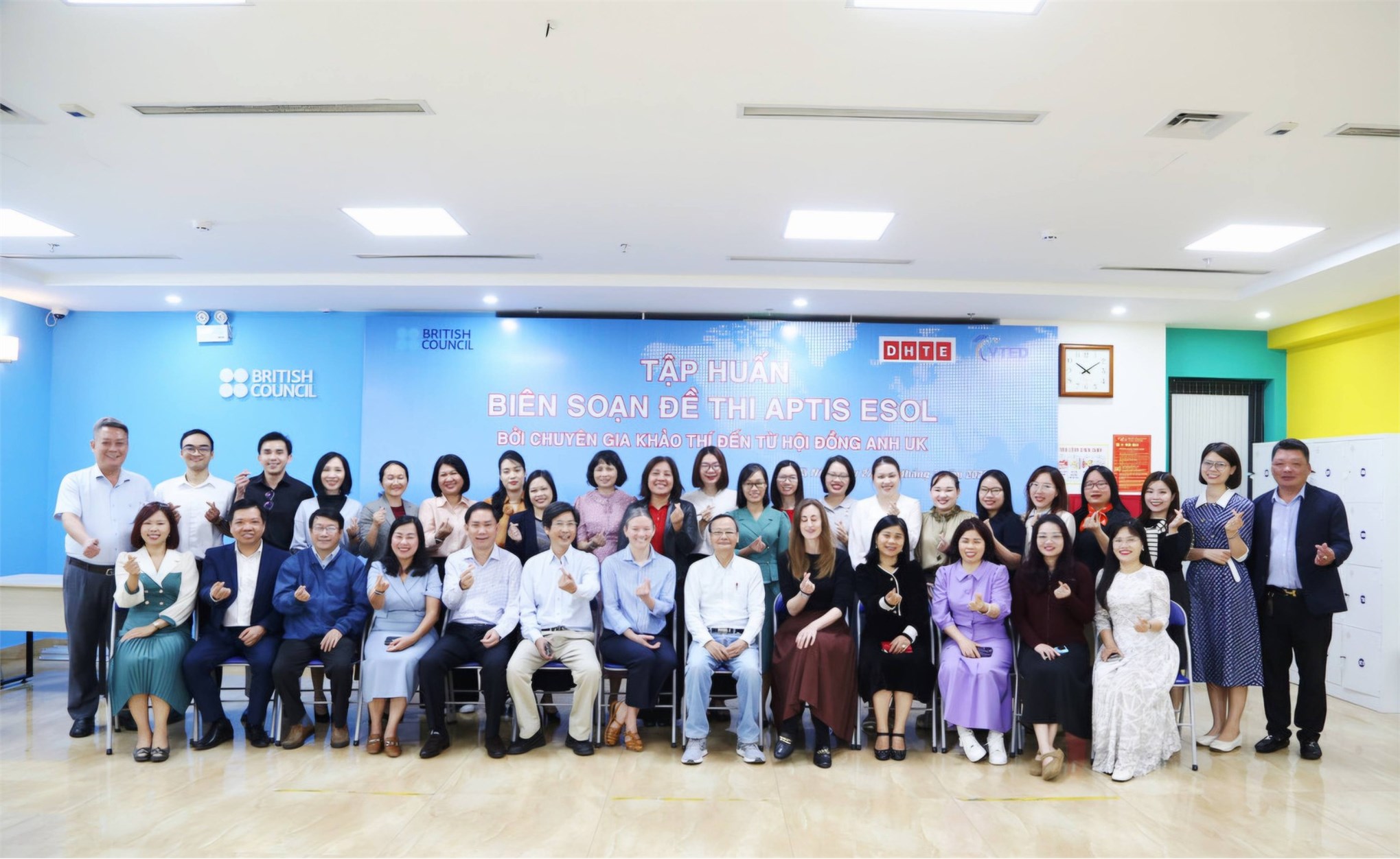 Giảng viên Khoa Ngôn ngữ Anh tham gia tập huấn biên soạn đề thi quốc tế Aptis ESOL