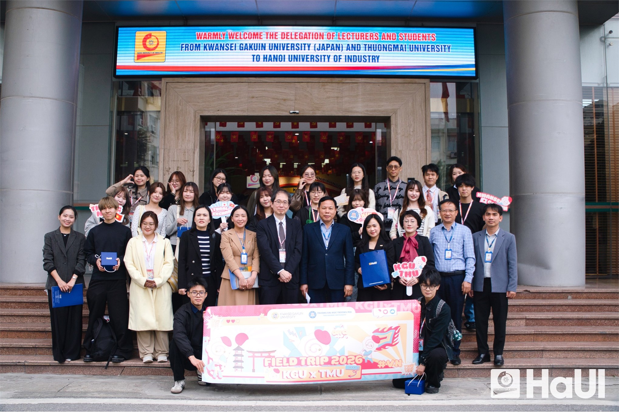 Khoa Ngôn ngữ Nhật Bản tiếp đón đoàn Đại học Kwansei Gakuin và Trường Đại học Thương mại