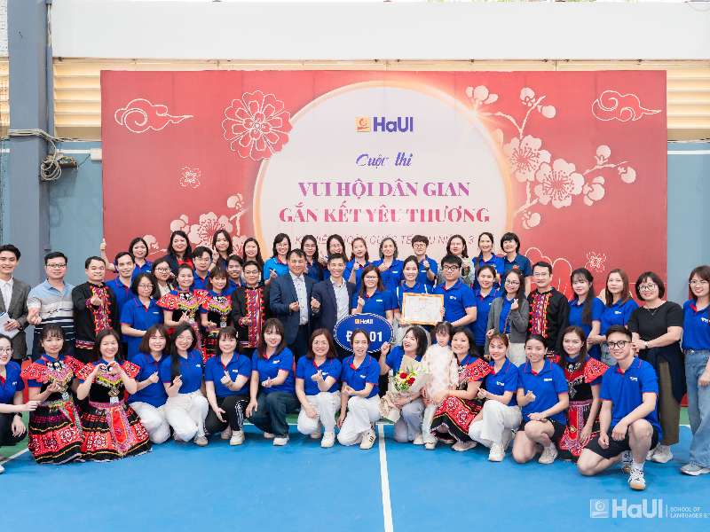 Công đoàn Trường Ngoại ngữ – Du lịch đạt giải Nhì toàn đoàn tại “Vui hội dân gian – Gắn kết yêu thương”