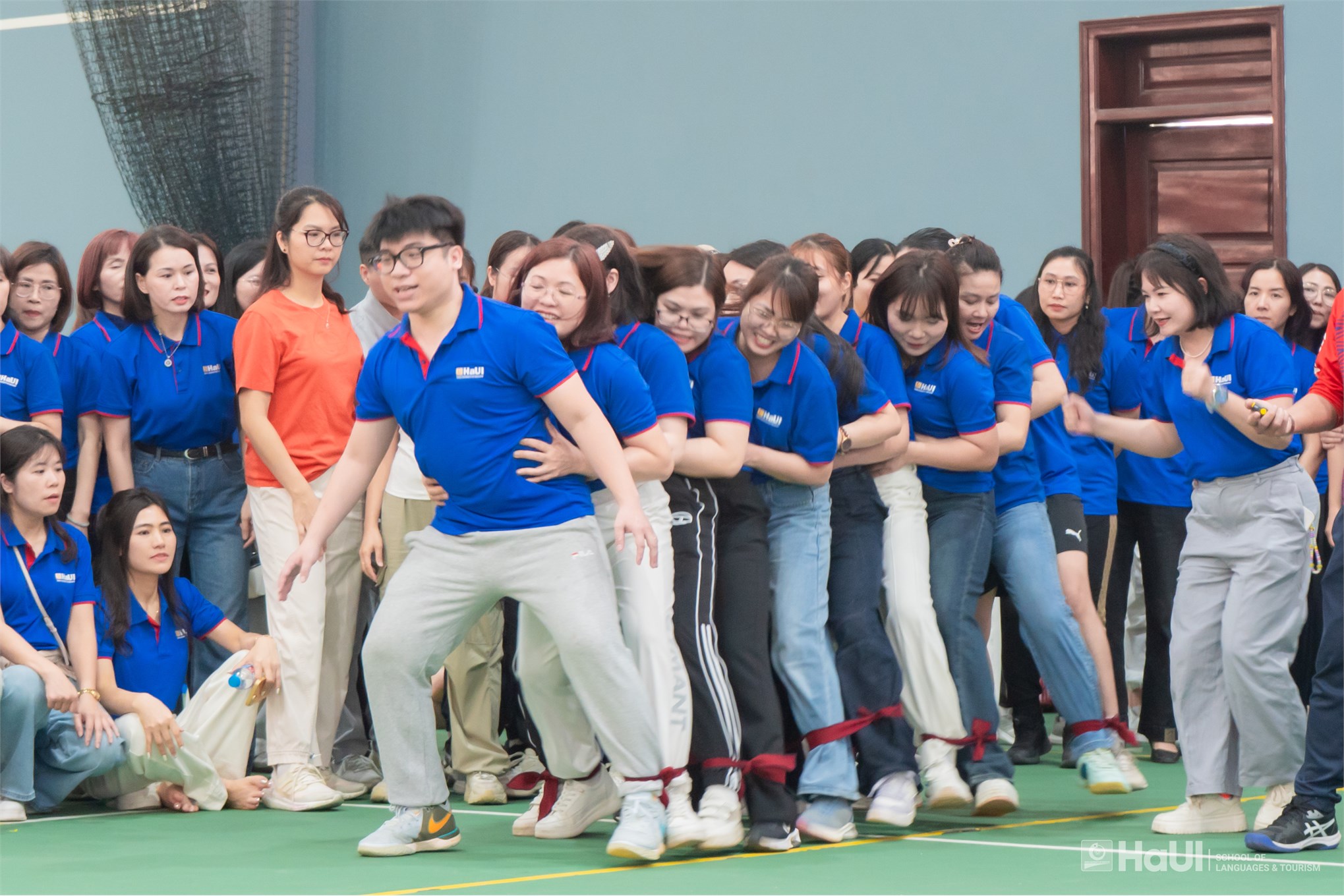 Công đoàn Trường Ngoại ngữ – Du lịch đạt giải Nhì toàn đoàn tại “Vui hội dân gian – Gắn kết yêu thương”