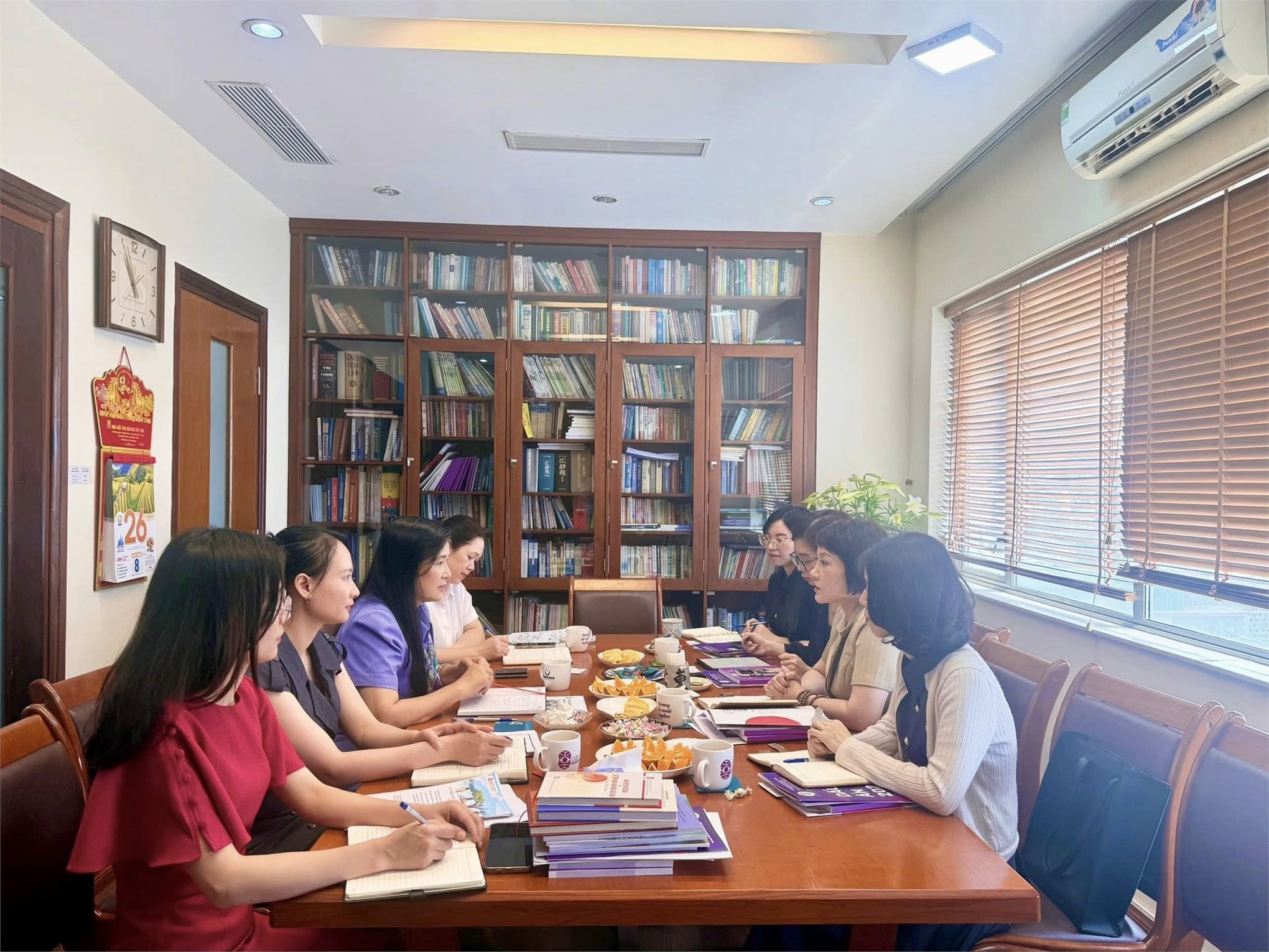 Khoa Ngôn ngữ Nhật Bản làm việc tại Viện CLEF về tăng cường kết nối học thuật và giao lưu văn hóa