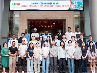 Học viên quốc tế trải nghiệm thực tế tại Bảo tàng Dân tộc học Việt Nam