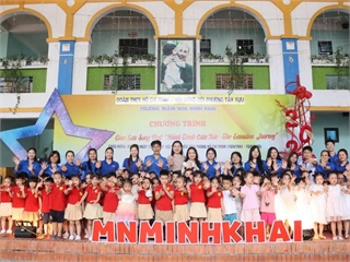 Tuổi trẻ Trường Ngoại ngữ - Du lịch lan tỏa tinh thần học ngoại ngữ tới học sinh các trường tại Phường Tây Tựu, Thành phố Hà Nội