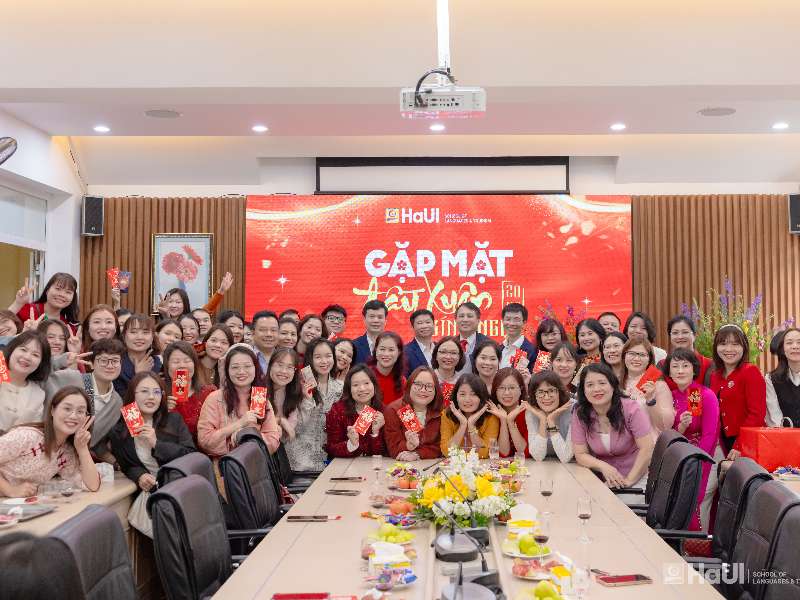 Gặp mặt đầu xuân 2026 tại Trường Ngoại ngữ – Du lịch: Khởi đầu mới, khí thế mới