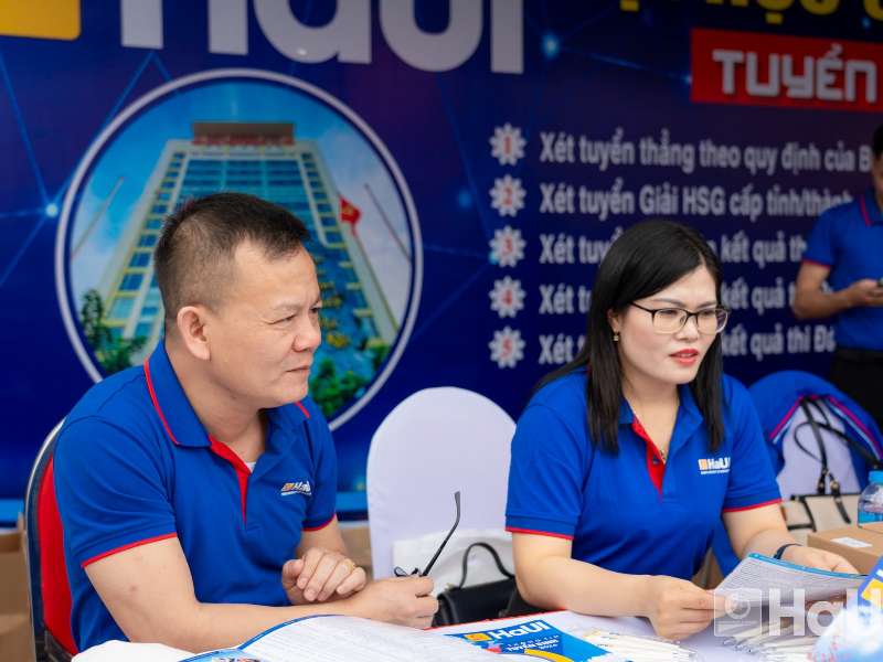 Học sinh Hải Phòng khám phá cơ hội học tập và nghề nghiệp quốc tế cùng Trường Ngoại ngữ – Du lịch