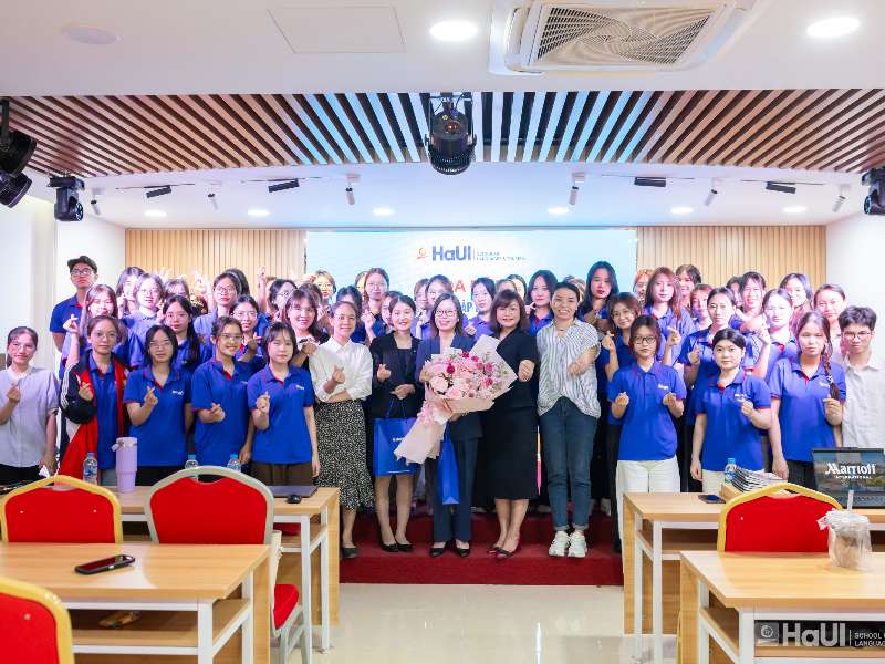 Tọa đàm cùng Marriott International: Gắn kết đào tạo với thực tiễn ngành khách sạn