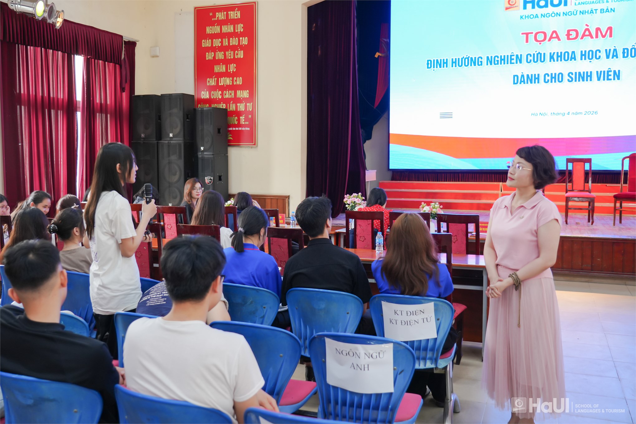 Tọa đàm “Định hướng nghiên cứu khoa học và đổi mới sáng tạo”: Khơi nguồn đam mê khám phá cho sinh viên Ngôn ngữ Nhật Bản