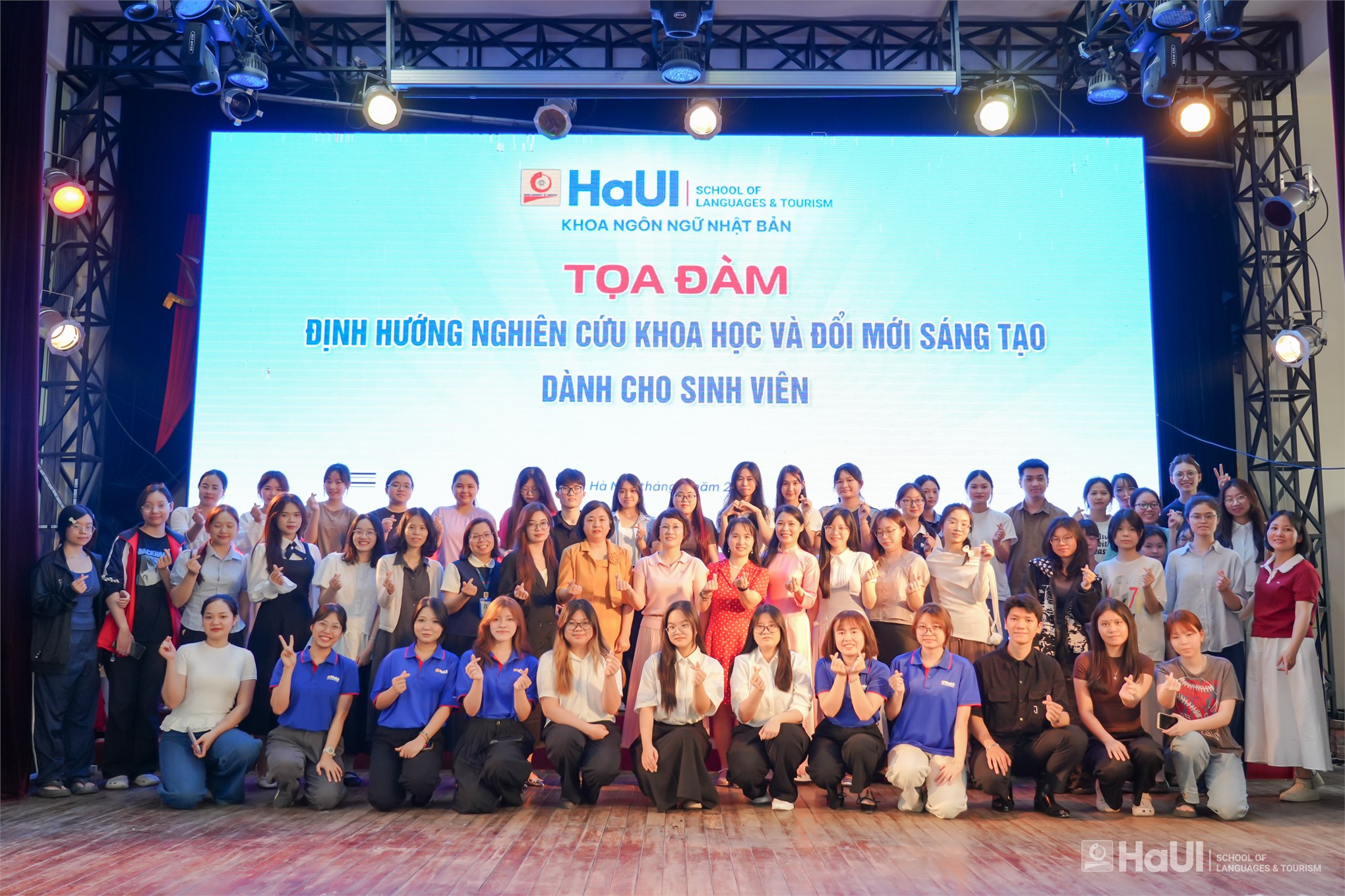 Tọa đàm “Định hướng nghiên cứu khoa học và đổi mới sáng tạo”: Khơi nguồn đam mê khám phá cho sinh viên Ngôn ngữ Nhật Bản
