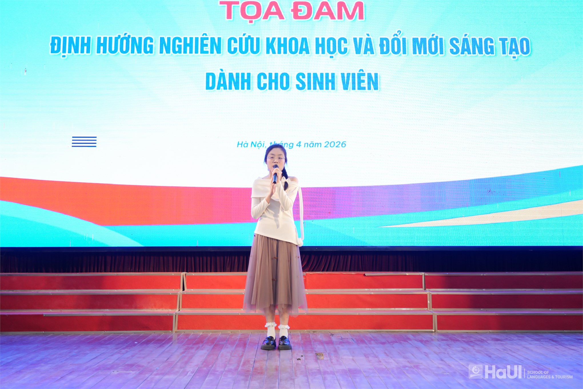 Tọa đàm “Định hướng nghiên cứu khoa học và đổi mới sáng tạo”: Khơi nguồn đam mê khám phá cho sinh viên Ngôn ngữ Nhật Bản