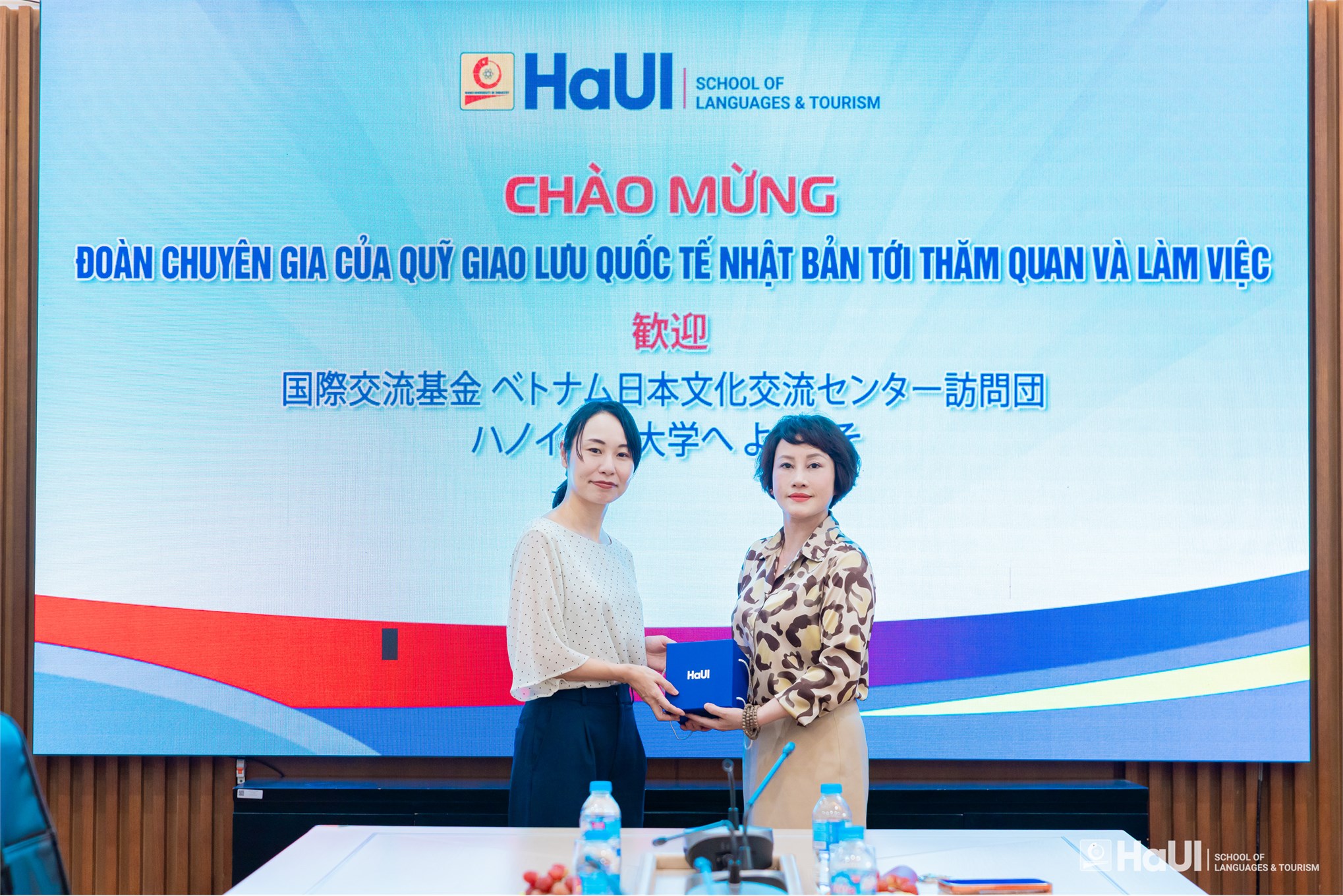 Trường Ngoại ngữ – Du lịch tăng cường hợp tác với Quỹ Giao lưu Quốc tế Nhật Bản trong đào tạo và nghiên cứu