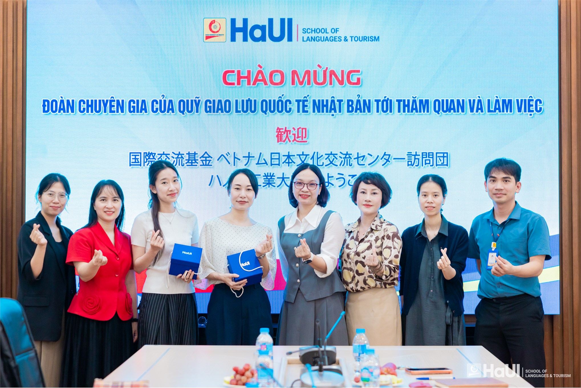 Trường Ngoại ngữ – Du lịch tăng cường hợp tác với Quỹ Giao lưu Quốc tế Nhật Bản trong đào tạo và nghiên cứu