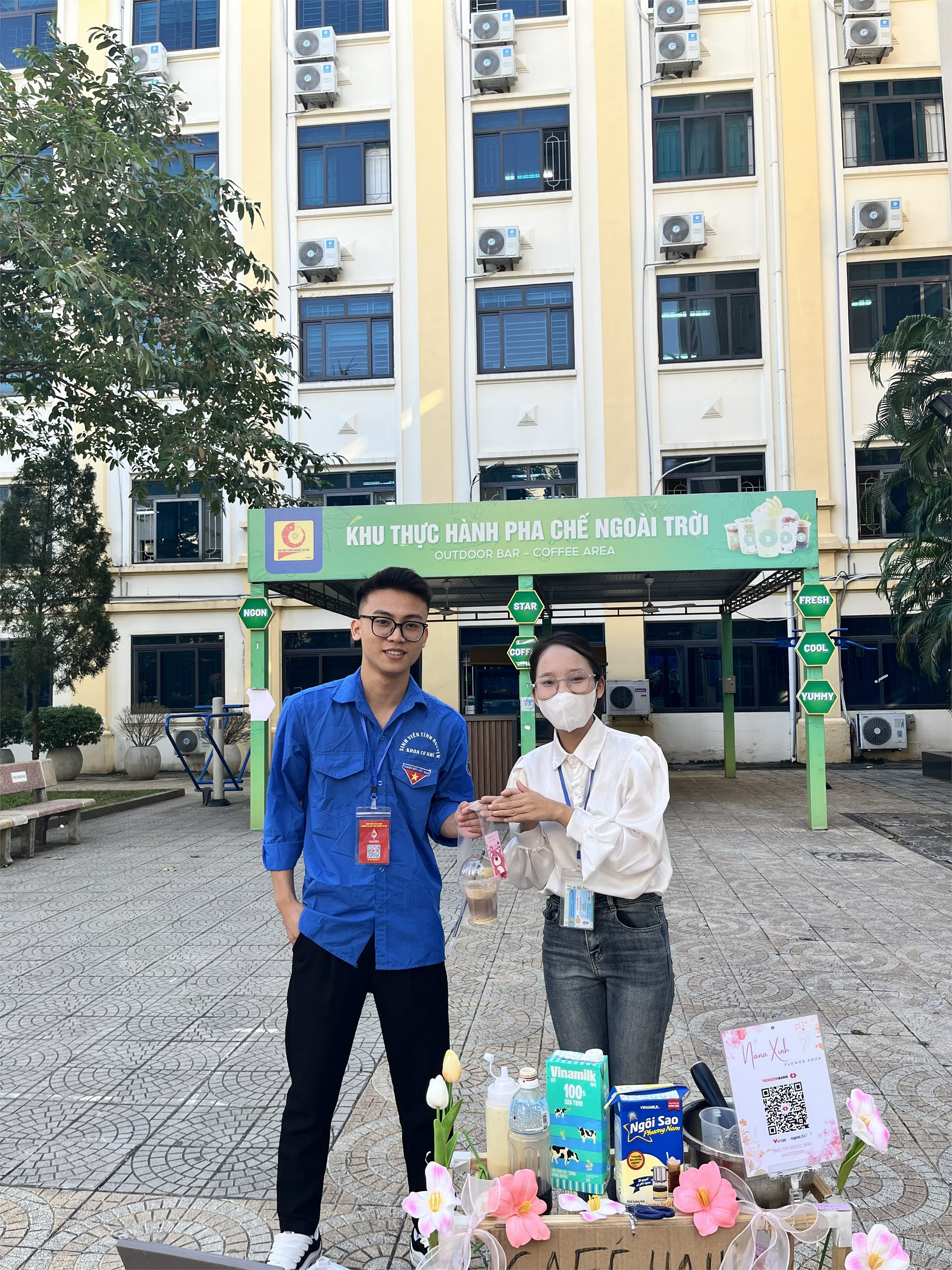 Nữ sinh Khoa Du lịch truyền cảm hứng từ hành trình vượt khó và ghi dấu ấn bằng nhiều thành tích nổi bật