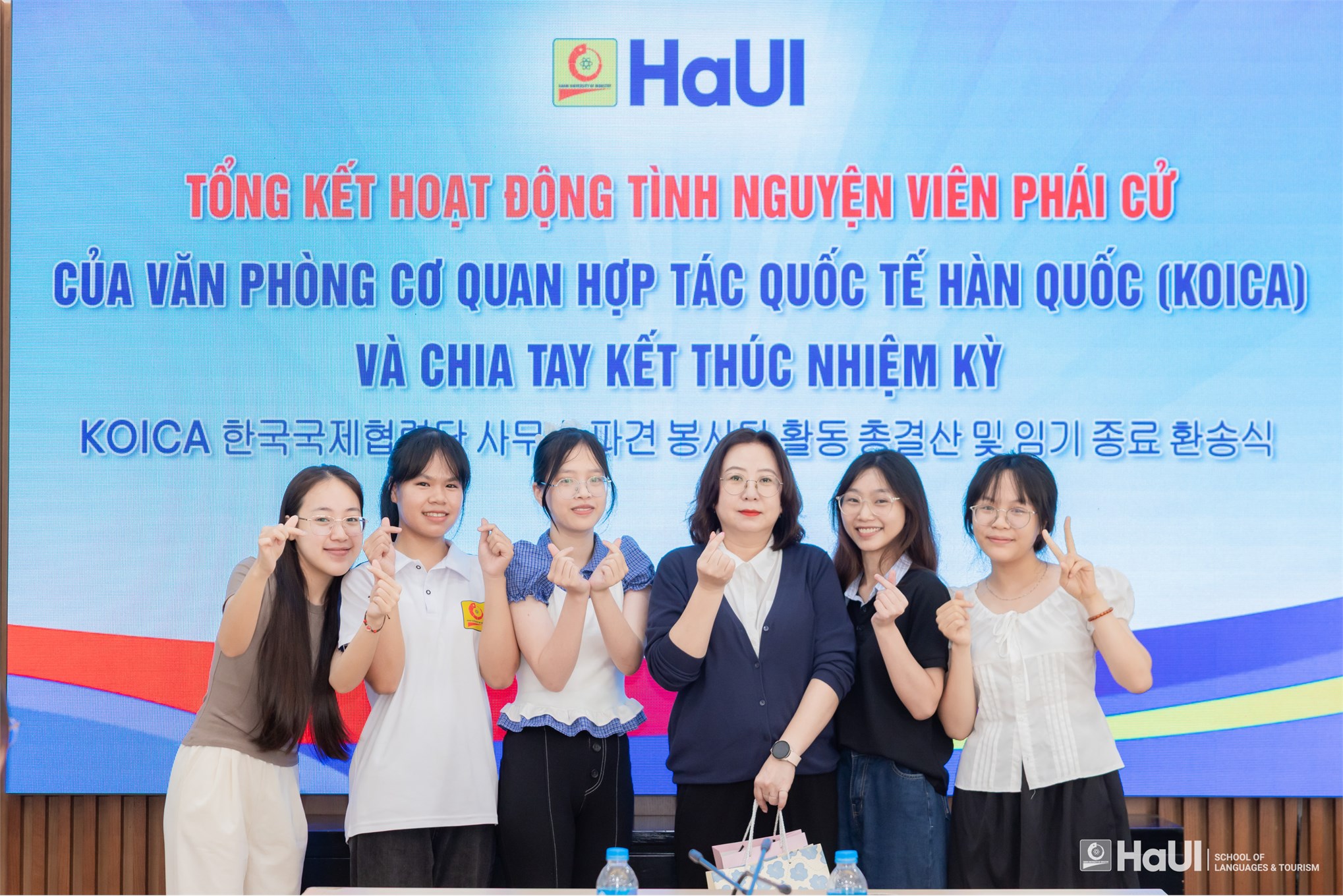 Trường Ngoại ngữ – Du lịch tri ân tình nguyện viên KOICA Lee Soo Sun sau 2 năm công tác tại HaUI