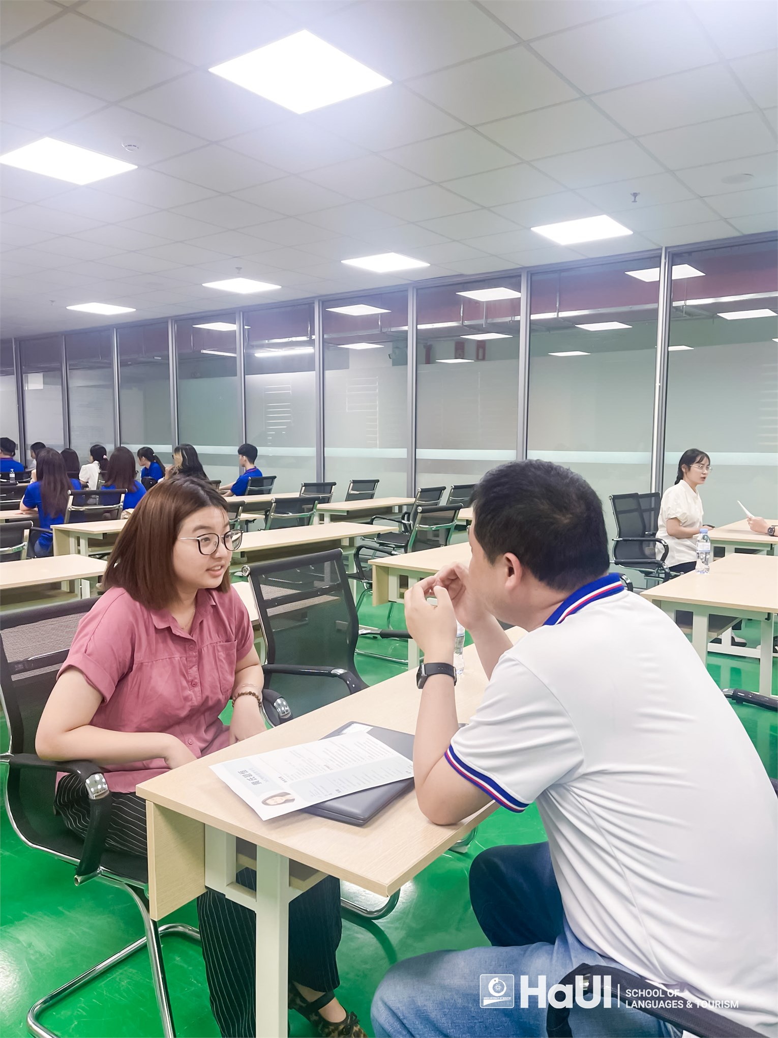 Sinh viên Khoa Ngôn ngữ Trung Quốc tham quan, trải nghiệm thực tế tại Công ty TNHH Khoa học kỹ thuật AVC Việt Nam
