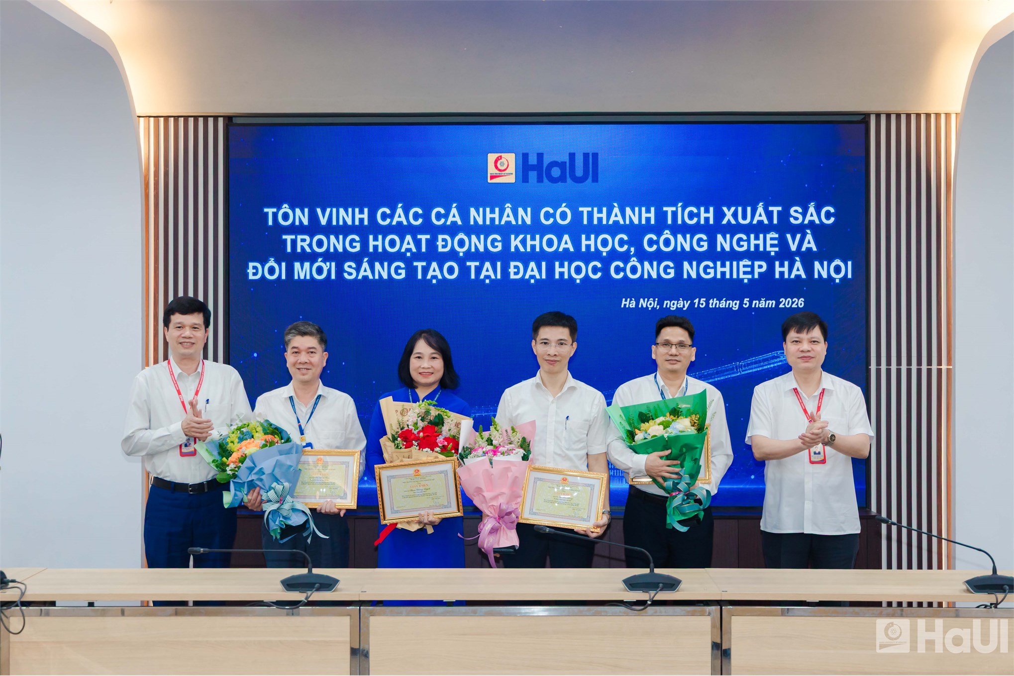 PGS.TS. Lê Ba Phong - Nhà giáo say mê với hoạt động khoa học công nghệ