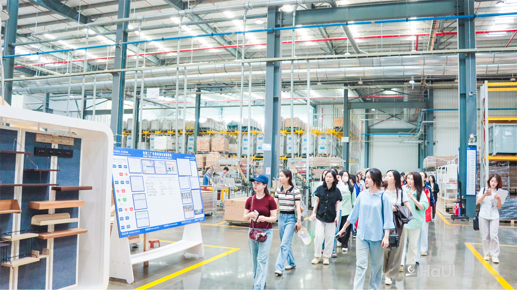 Sinh viên K18 tham quan, trải nghiệm thực tế tại Công ty TNHH Công nghiệp Intco Việt Nam