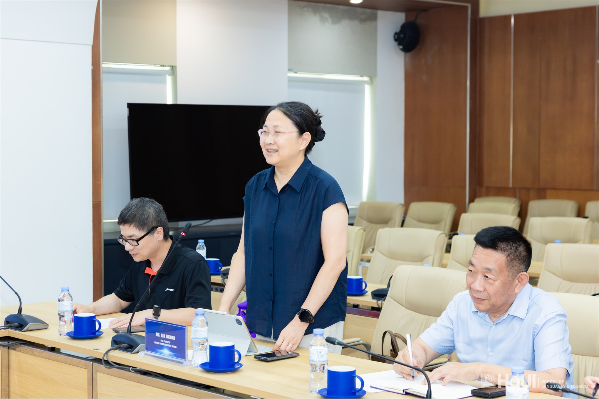 Trường Ngoại ngữ - Du lịch làm việc với Trường Hoa Kiều Quảng Tây, Trung Quốc: Tăng cường kết nối giáo dục và giao lưu văn hóa Việt - Trung