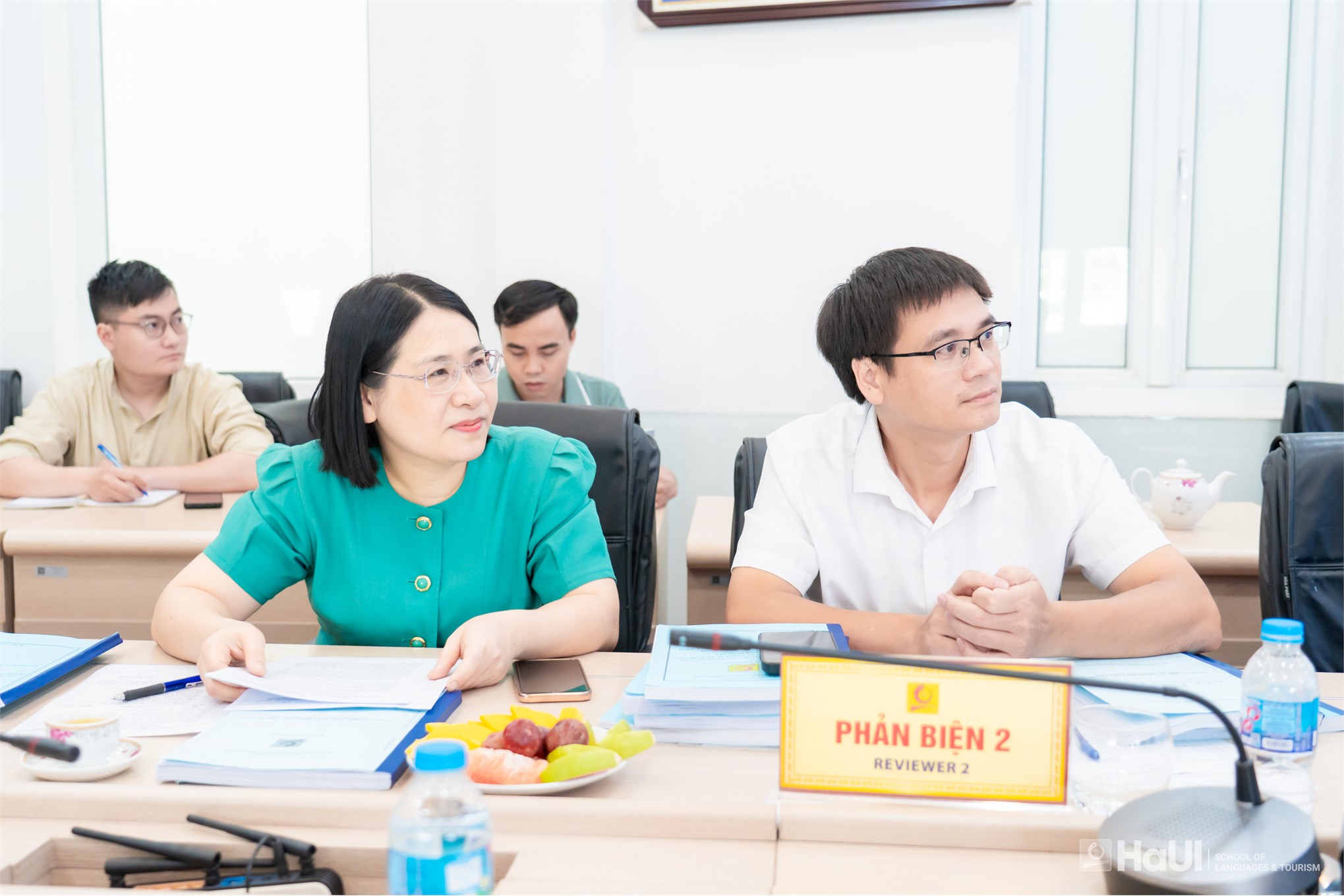 Học viên cao học ngành Quản trị dịch vụ du lịch và lữ hành bảo vệ đề án tốt nghiệp