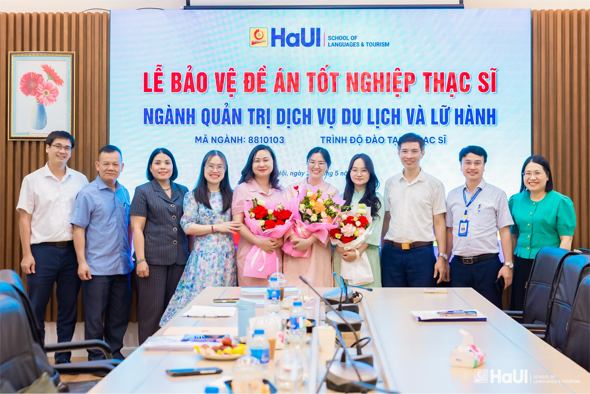 Học viên cao học ngành Quản trị dịch vụ du lịch và lữ hành khóa đầu tiên bảo vệ thành công Đề án tốt nghiệp Thạc sĩ