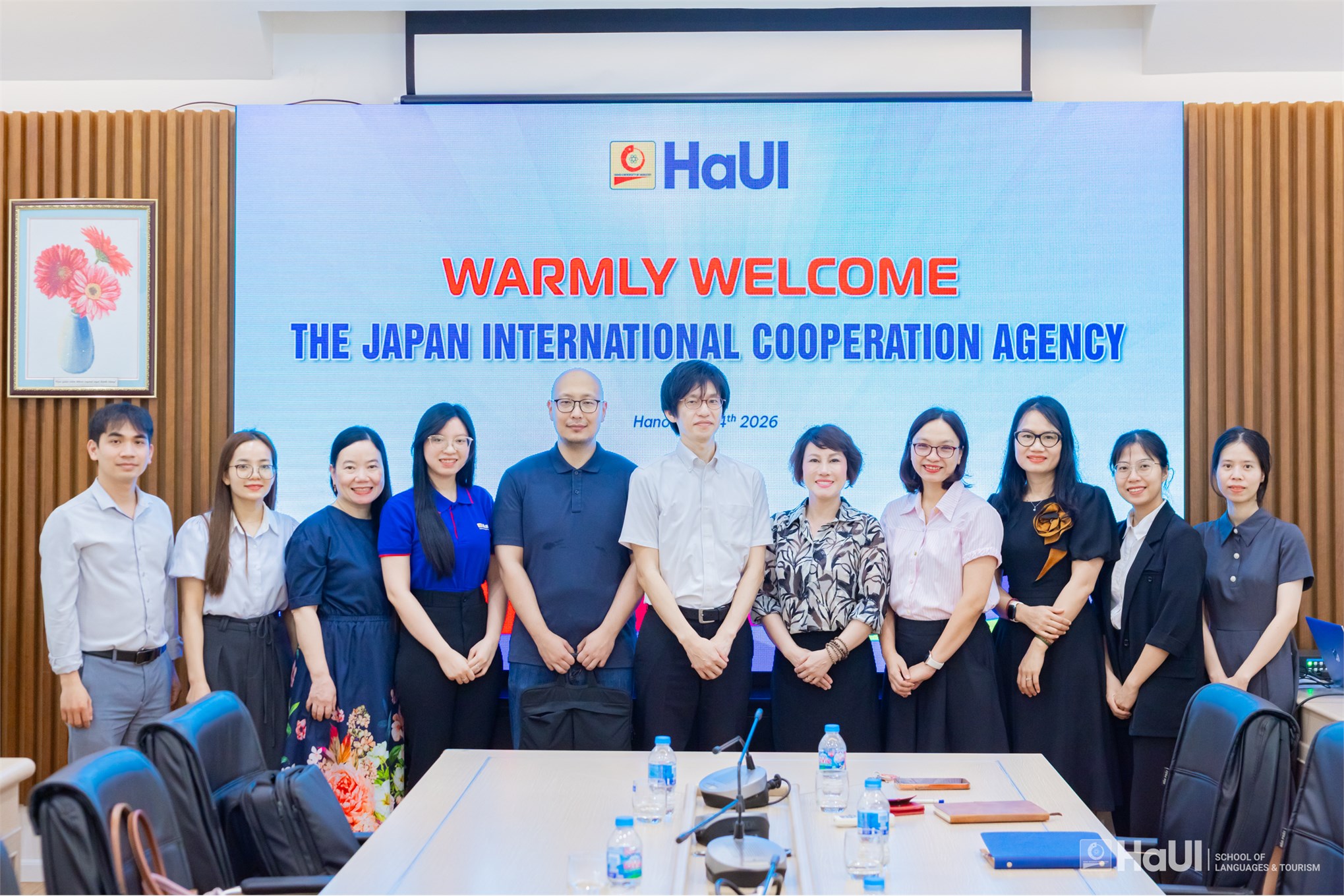 Trường Ngoại ngữ - Du lịch làm việc với Cơ quan Hợp tác Quốc tế Nhật Bản JICA về hoạt động tình nguyện viên và định hướng hợp tác thời gian tới