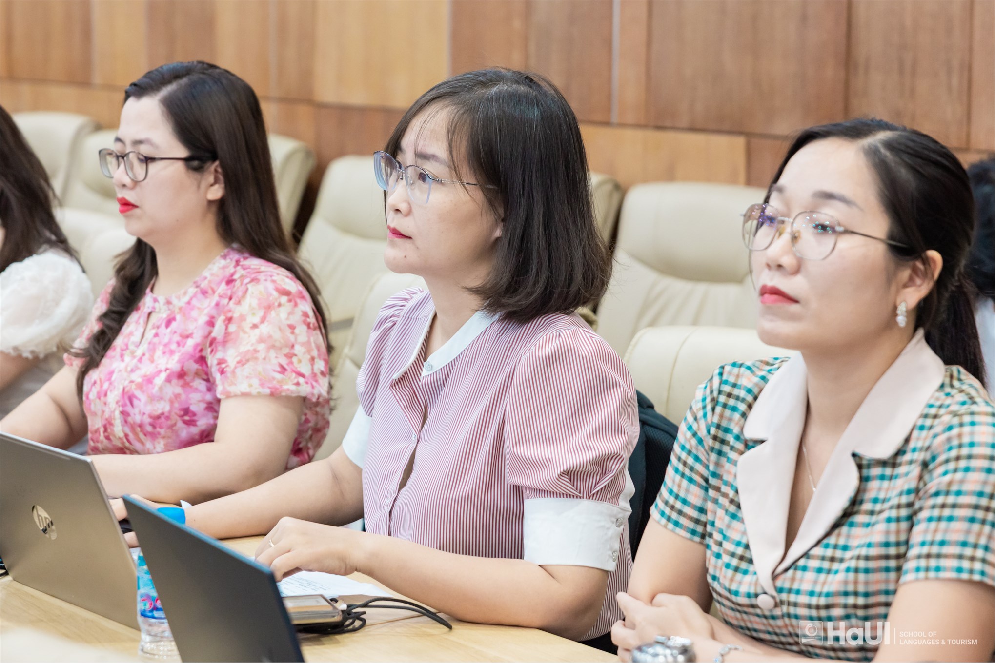 Khai mạc khóa tập huấn giảng viên Dự án NeoTECH English Works!