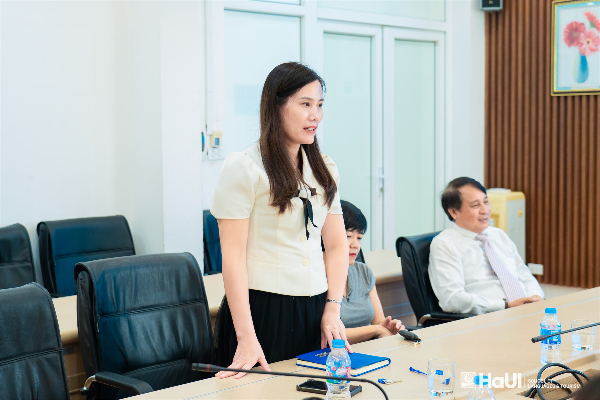 Công đoàn bộ phận Trường Ngoại ngữ - Du lịch gặp mặt, hỗ trợ gia đình Công đoàn viên có hoàn cảnh khó khăn