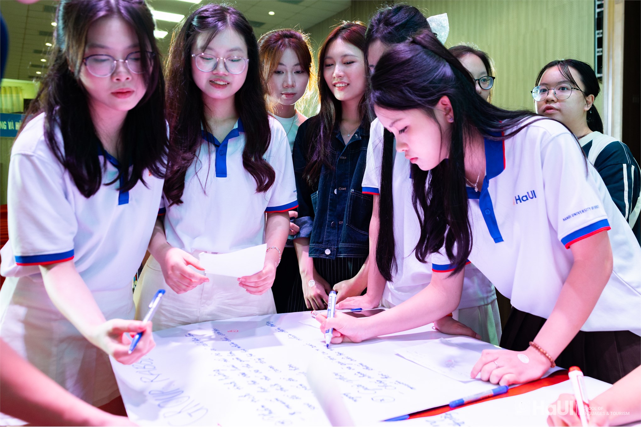 Khoa Ngôn ngữ Nhật Bản tổ chức chuỗi tọa đàm về chăm sóc sức khỏe tinh thần cho sinh viên